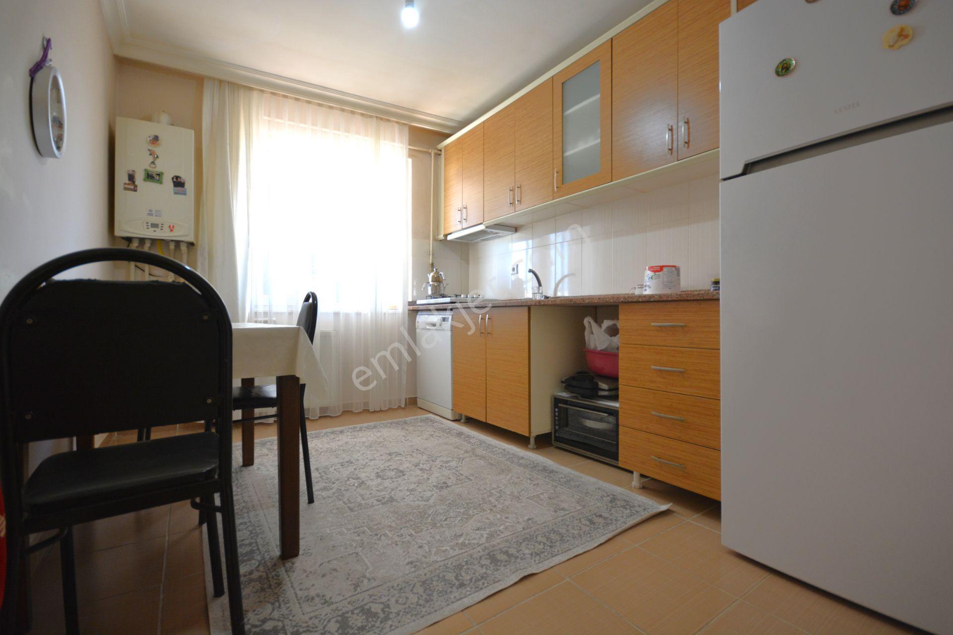 Sarıgazi Merkezde Satılık 2+1 Ara Kat 95 M² Kupon Daire - Görsel 15