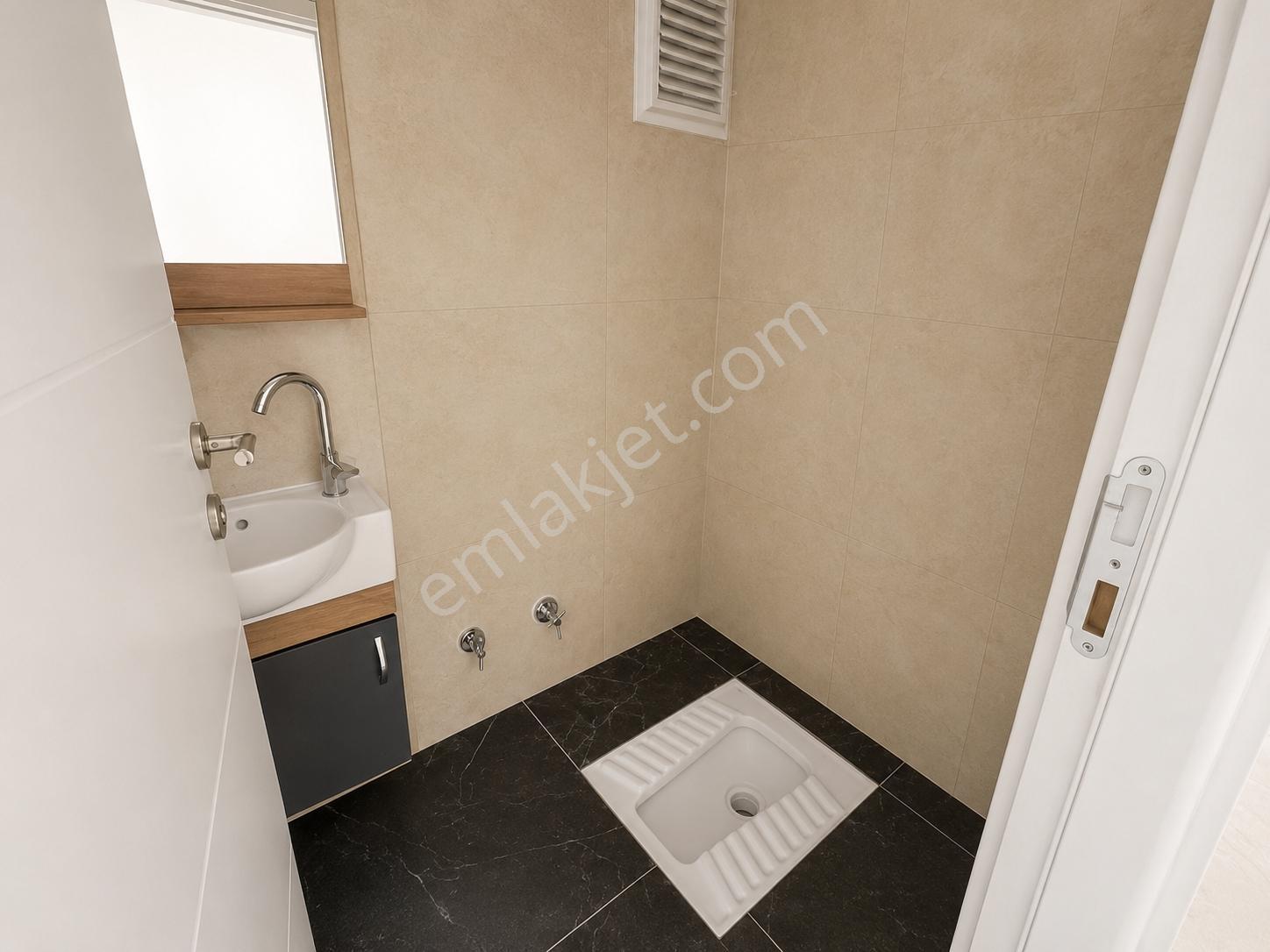 Kuzey Yıldızında Muhteşem Sitede 180m2 Çift Banyo 2 Kiler 4,5+1 - Görsel 26