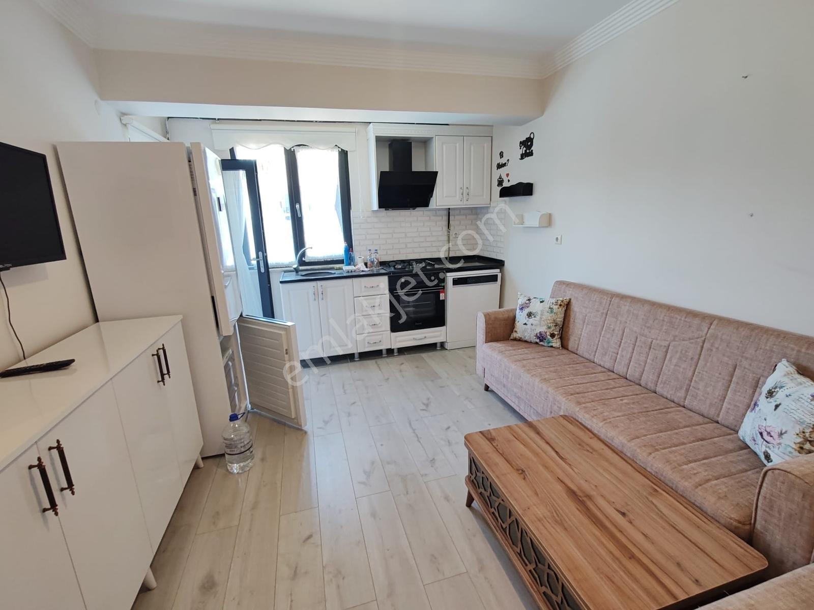 Karasu Yalıda Havuz Cephe Cam Balkonlu Köşe 2+1 Fırsat Daire!!! - Görsel 22