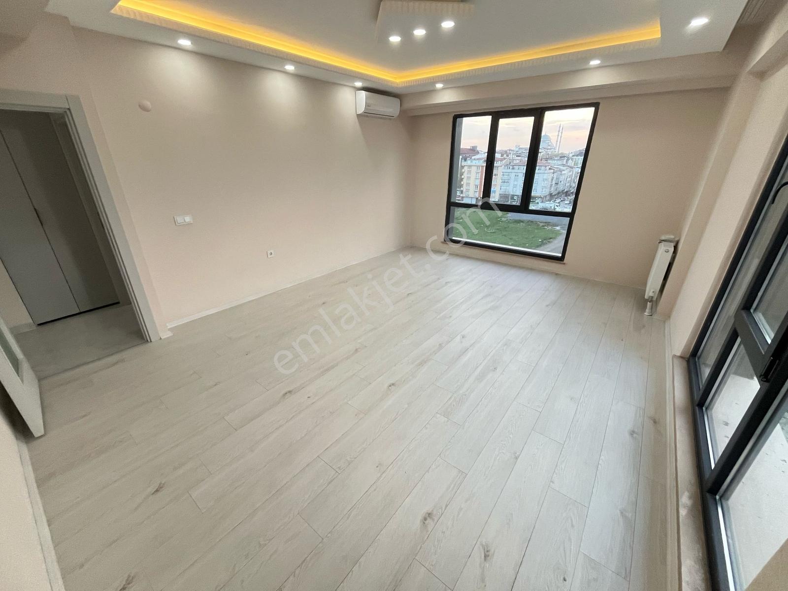 Meydan Plusta 3+1 Otoparklı Güvenlikli Sıfır Lüx Daireler - Görsel 13
