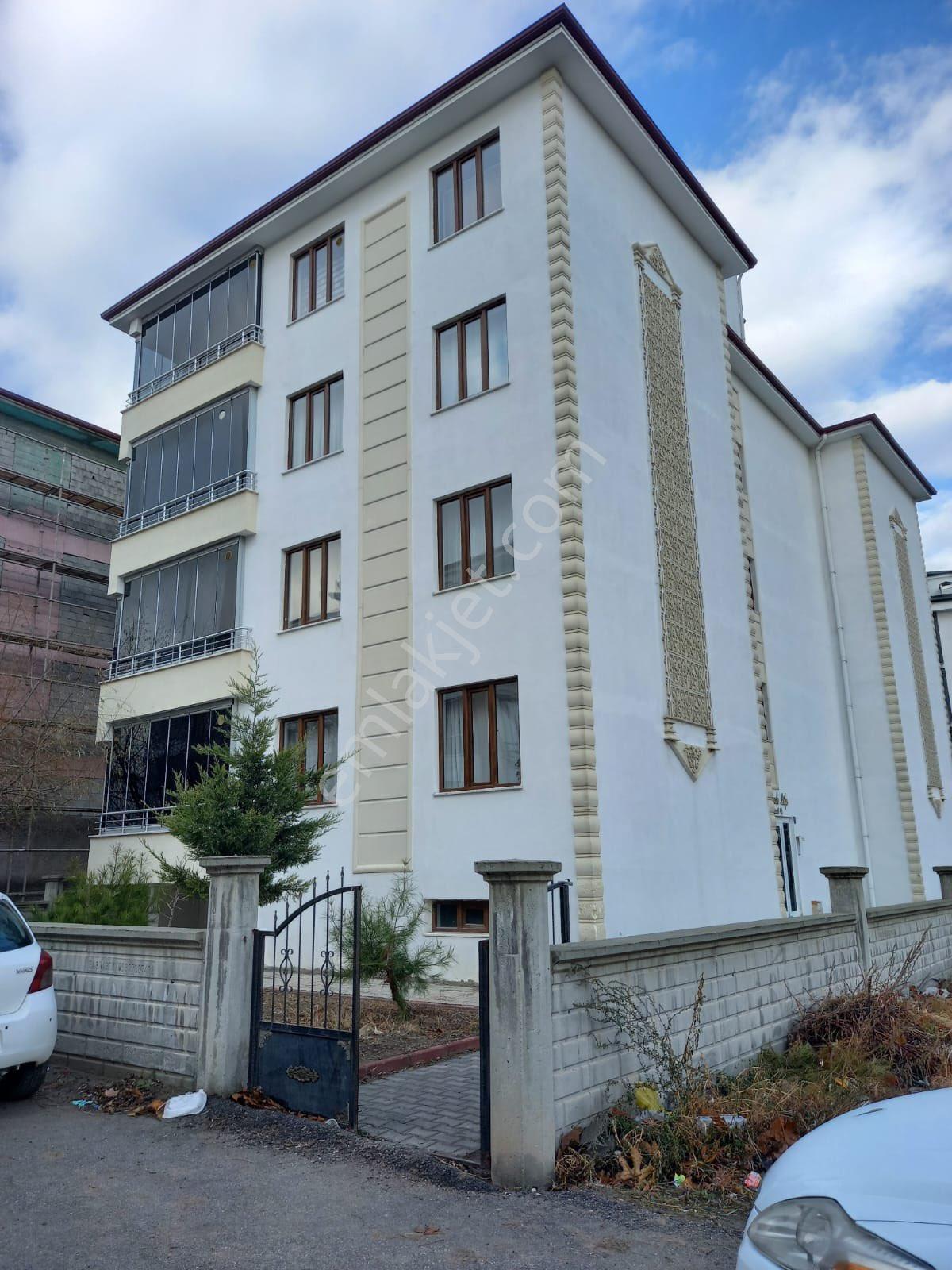 Ataşehirde Kiralık Ev