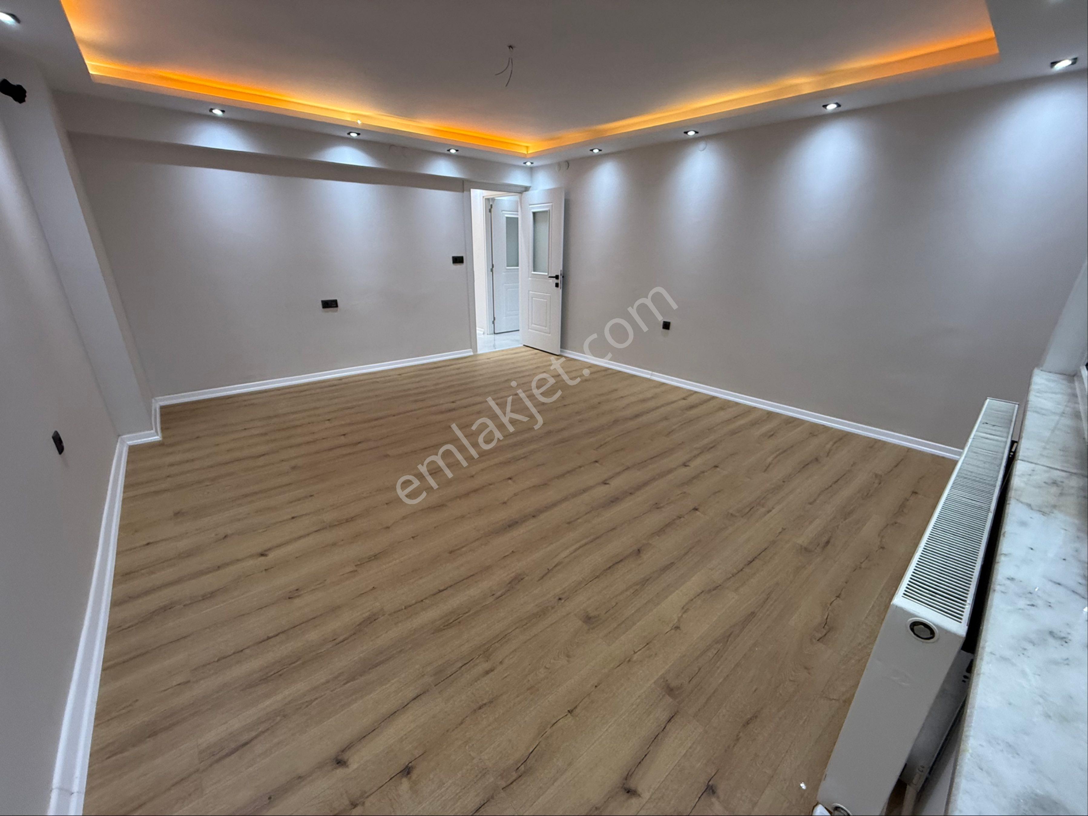 Emlak Center'dan Yarhasanlar Mah Satılık 3+1 Daire - Görsel 18
