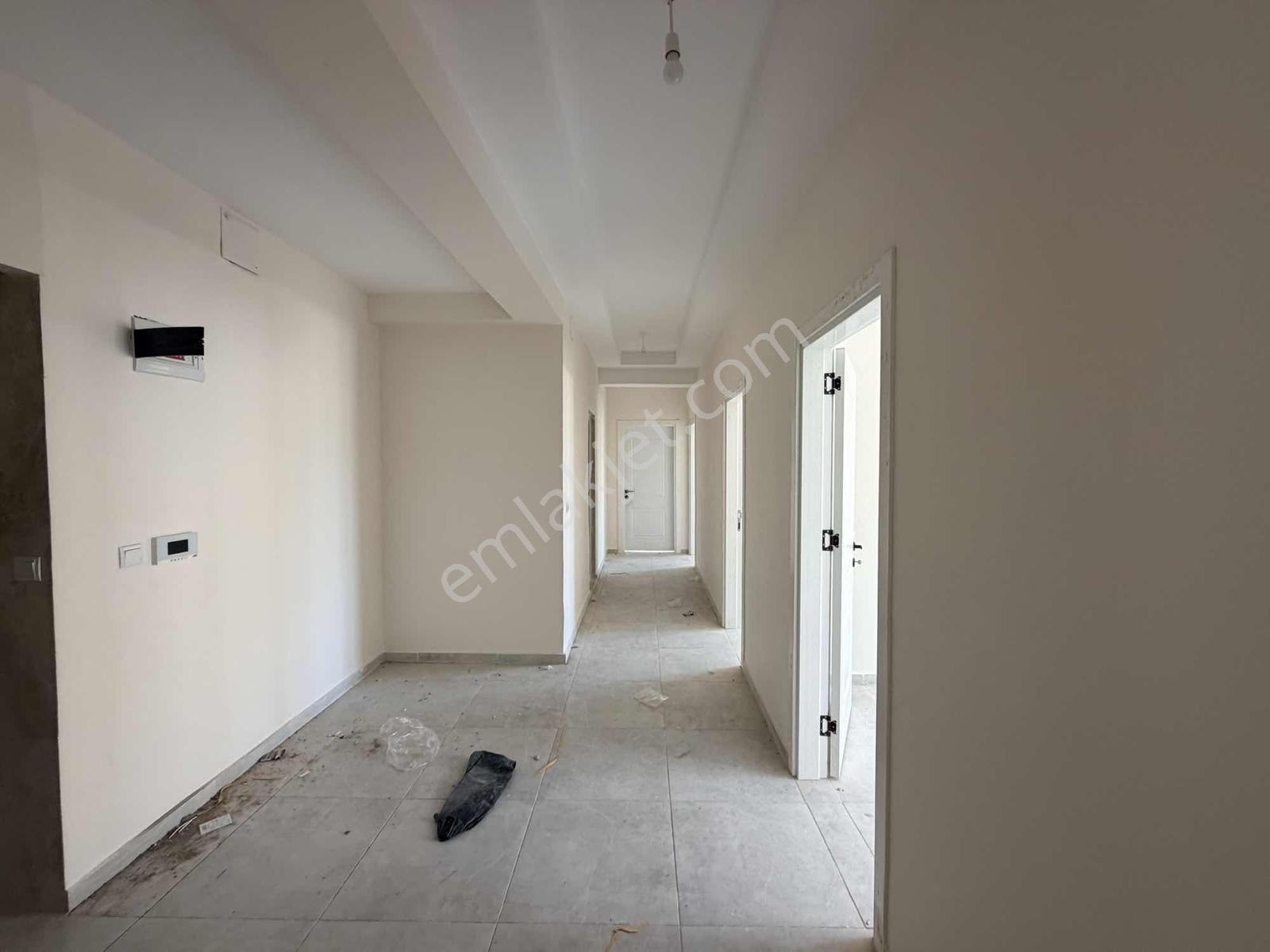 Acar Emlaktan Barış Mahallesi 3+1 145 M2 Arakat Sıfır Lüks Daire - Görsel 23