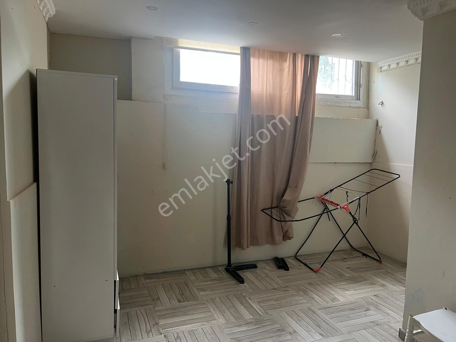 Adana Çukurovada Kenan Evren Bulvarına Yakın Mesafede 1+1 Eşyalı Bodrum Kat Kiralık Daire - Görsel 14