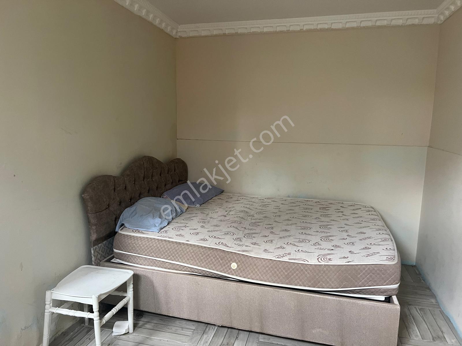 Adana Çukurovada Kenan Evren Bulvarına Yakın Mesafede 1+1 Eşyalı Bodrum Kat Kiralık Daire - Görsel 16