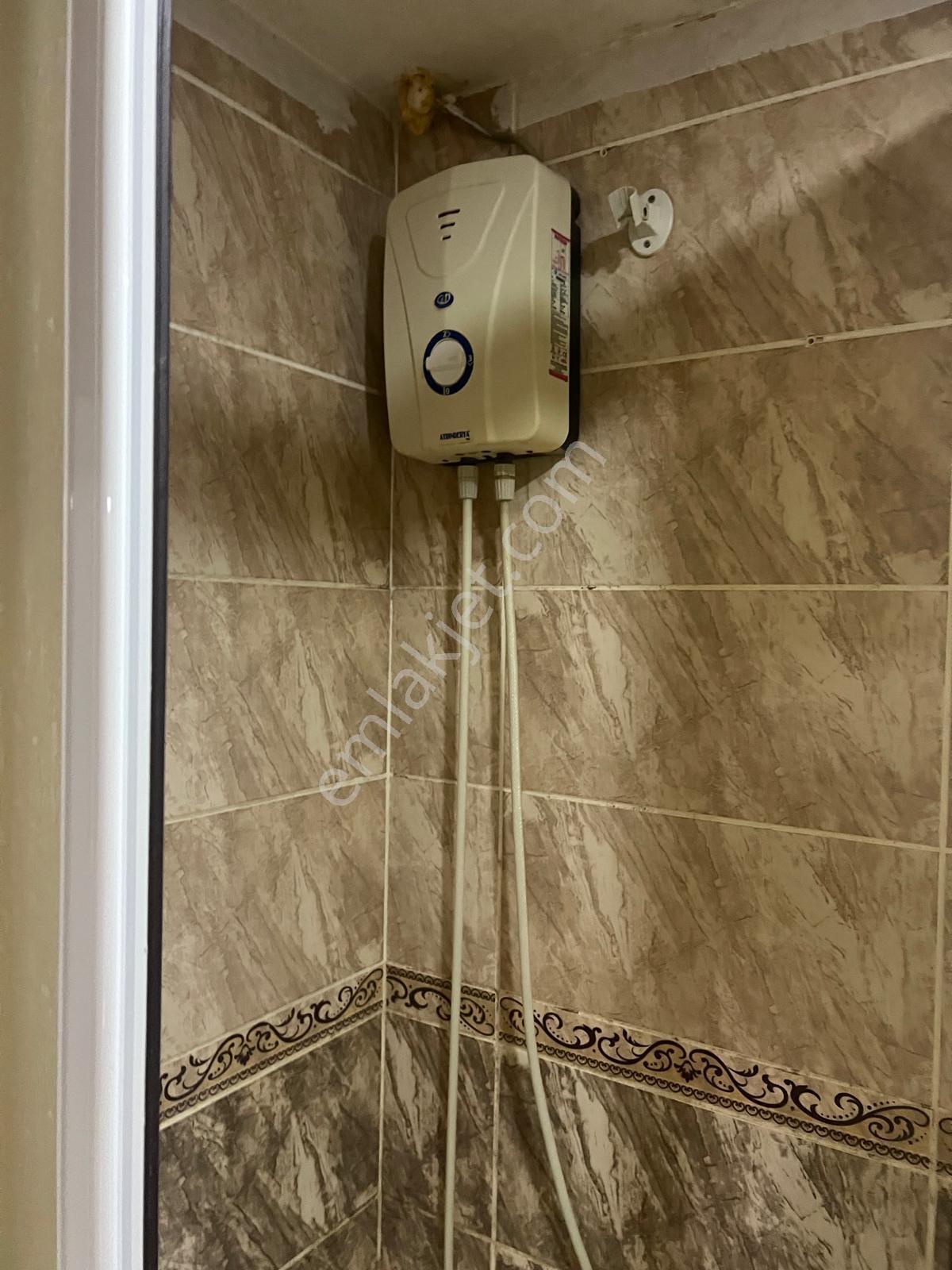 Adana Çukurovada Kenan Evren Bulvarına Yakın Mesafede 1+1 Eşyalı Bodrum Kat Kiralık Daire - Görsel 12