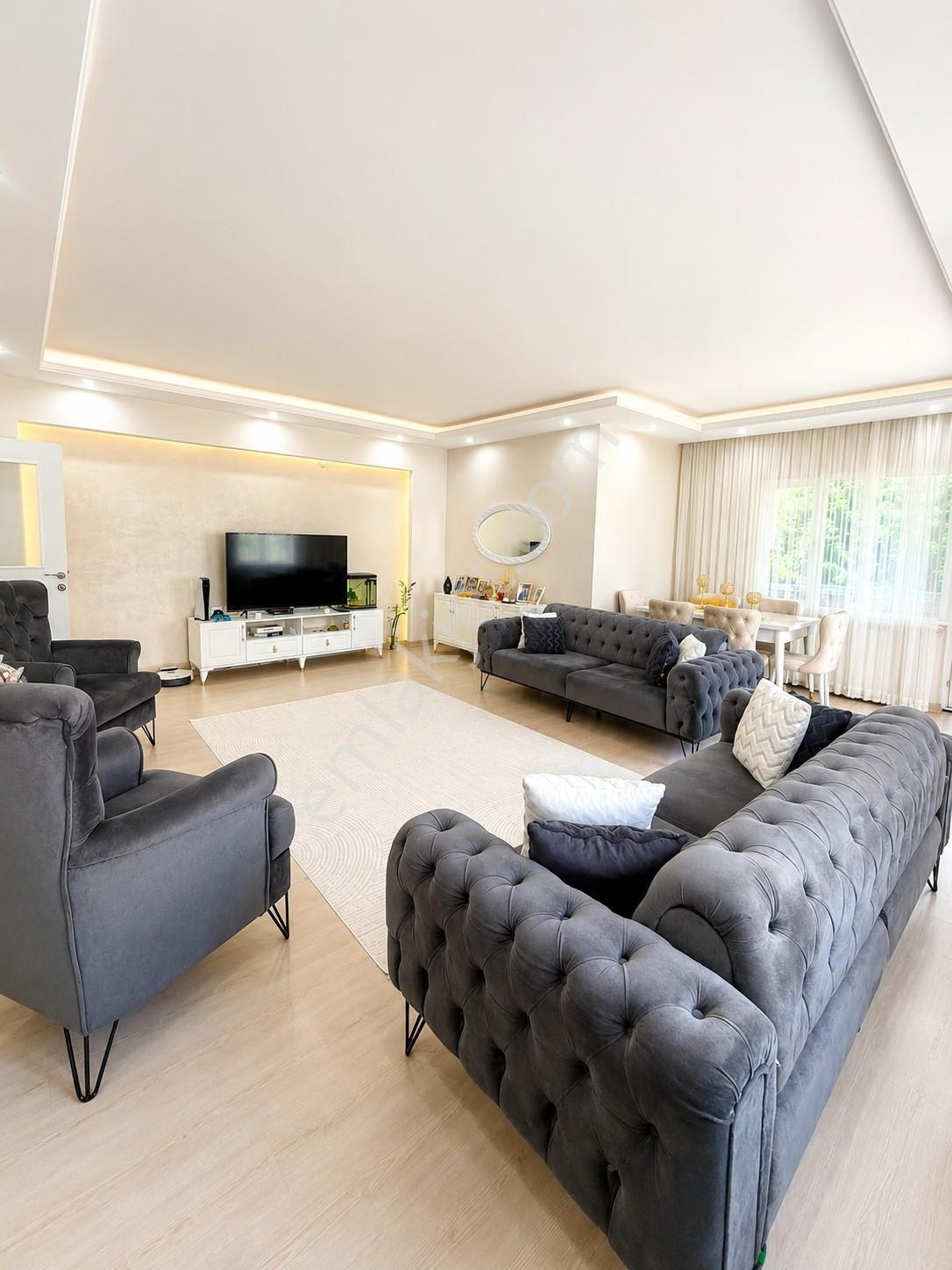 Site İçinde 160 M² Net | Kapalı Otoparklı | Geniş Ve Ferah 3+1 - Görsel 8