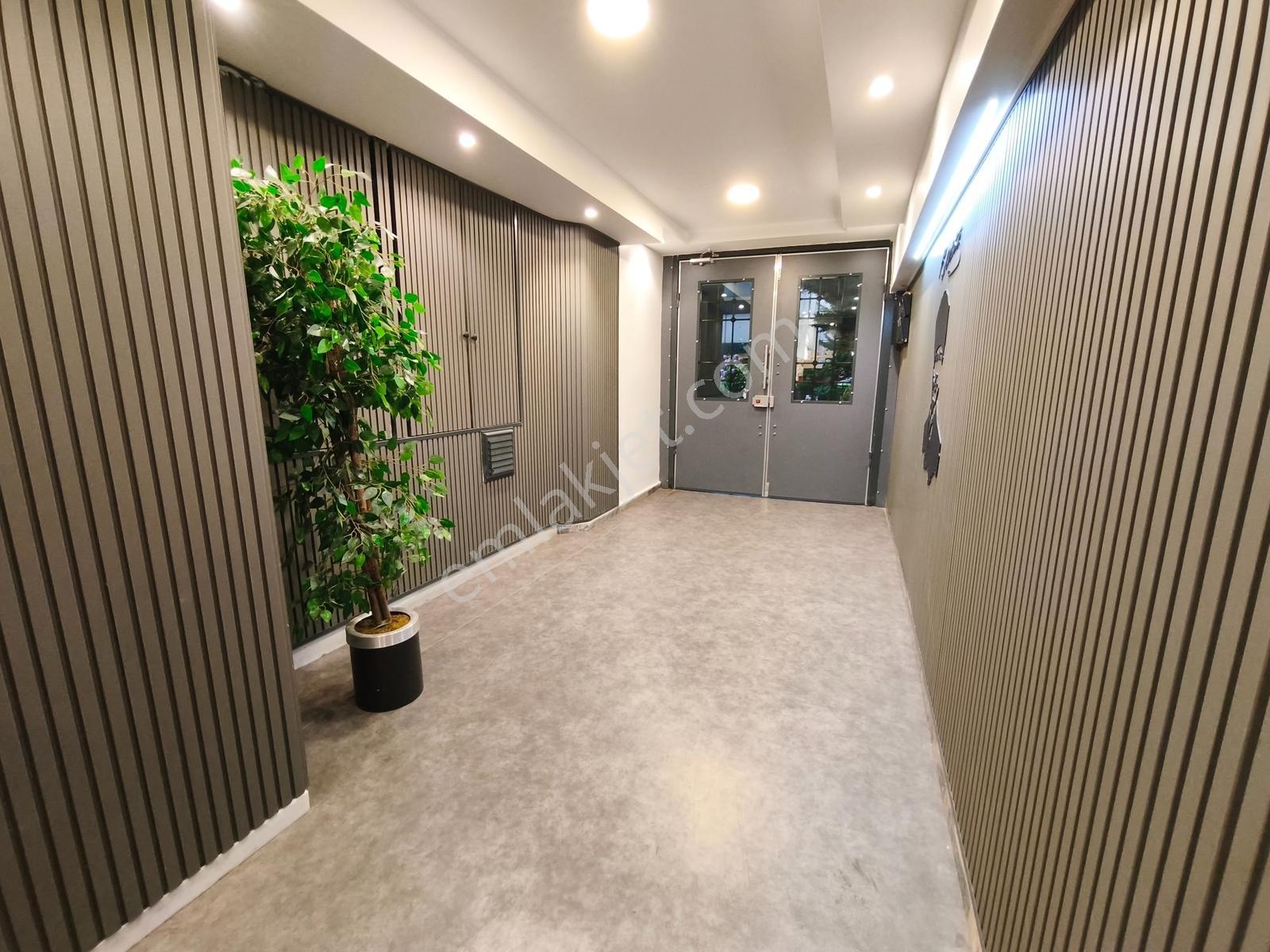 Ataşehir'de Göztepe Metro'ya Yakın, 160 M2, 3+1 Şömineli Dubleks - Görsel 15