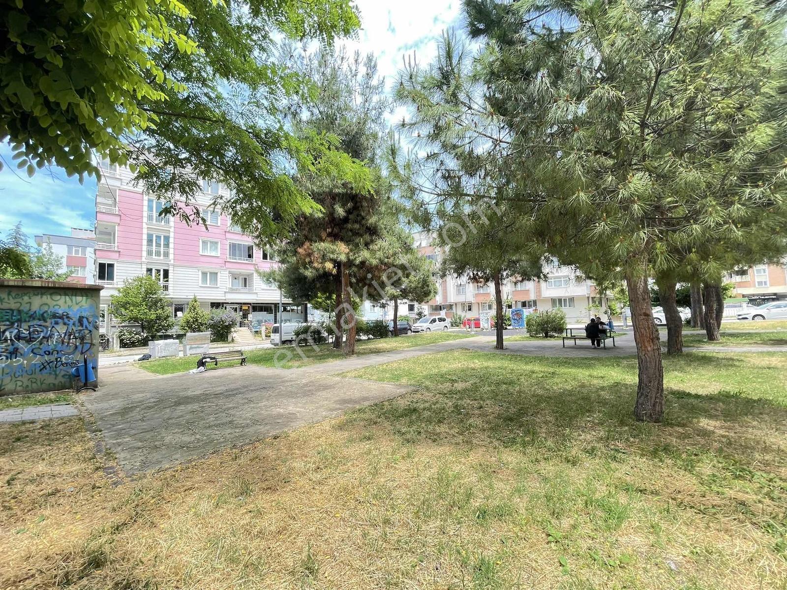 Türkişde Hz.hatice Cami Yanı Çağaloğlu Altında Satılık 3+1 Daire - Görsel 6
