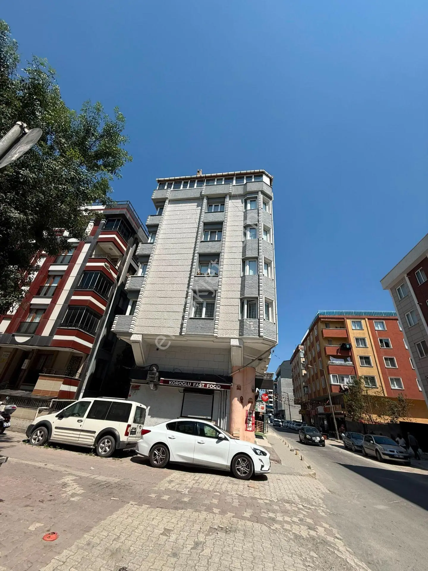 Cerrahpaşa Emlaktan Avcılar Merkezde 2+1 90m2 Kiralık Daire - Görsel 2
