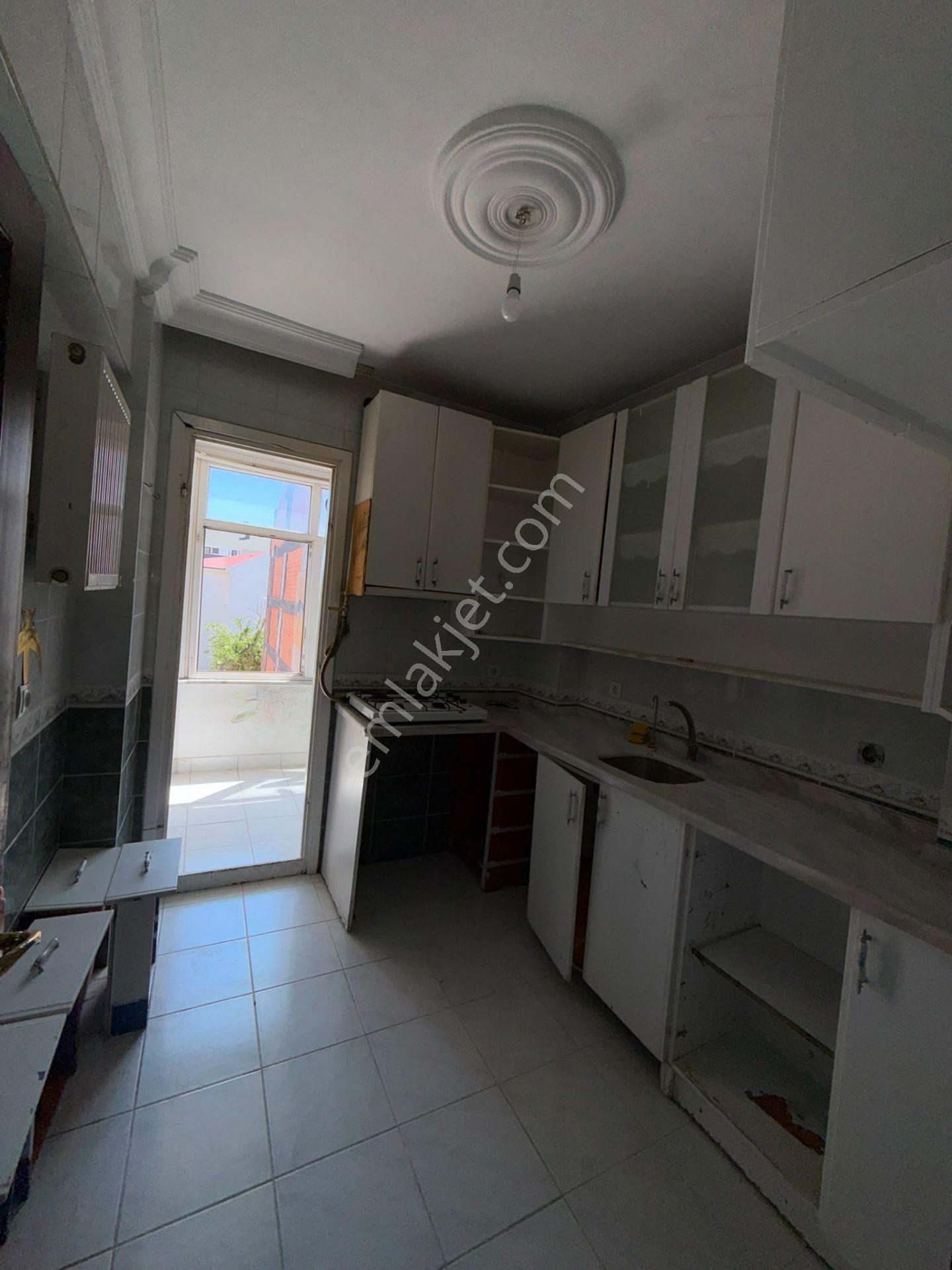 Cerrahpaşa Emlaktan Avcılar Merkezde 2+1 90m2 Kiralık Daire - Görsel 7