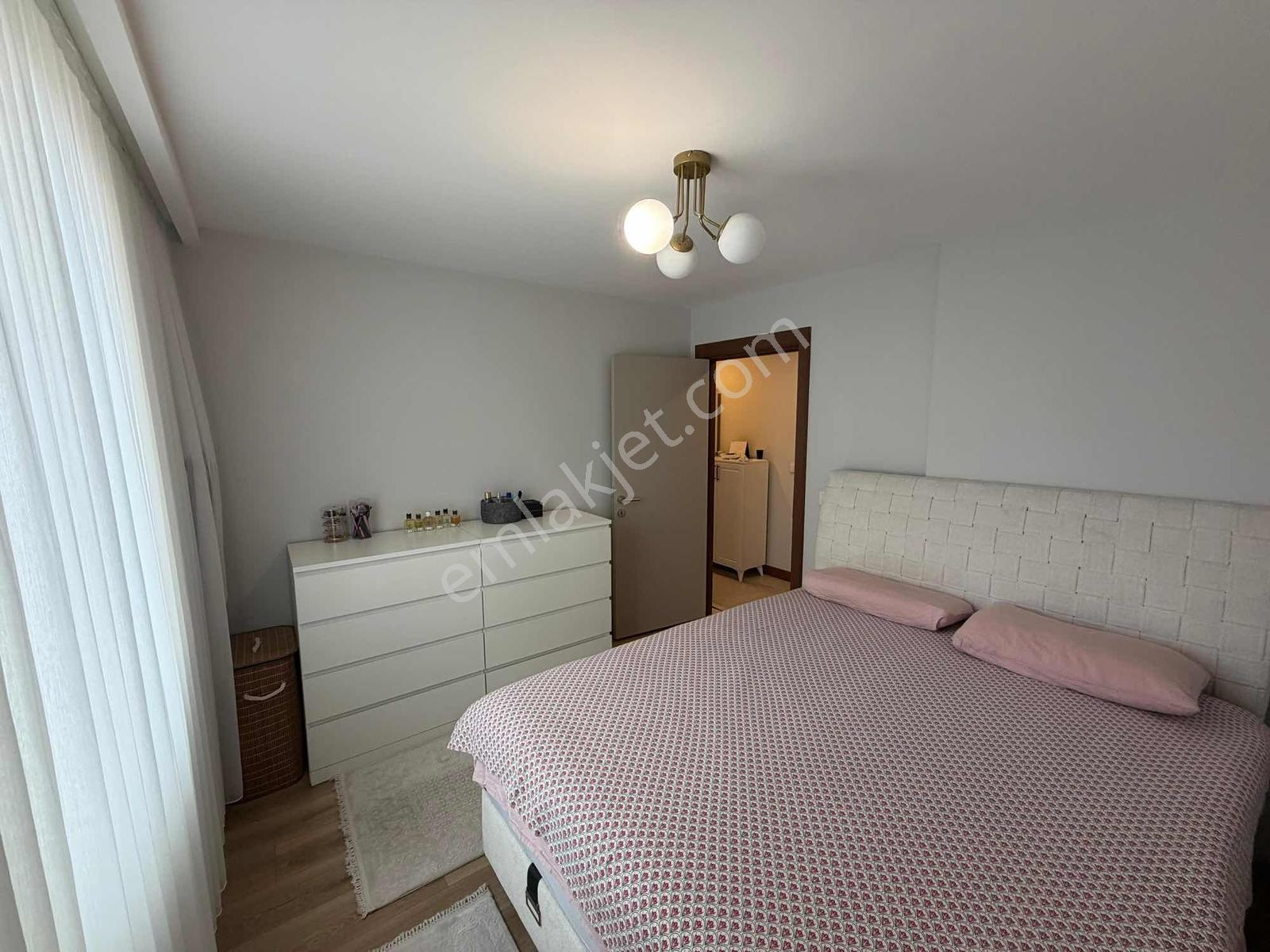 Alibeyköy Güzeltepe'de Livza Sitesinde 2+1 Daire - Görsel 5