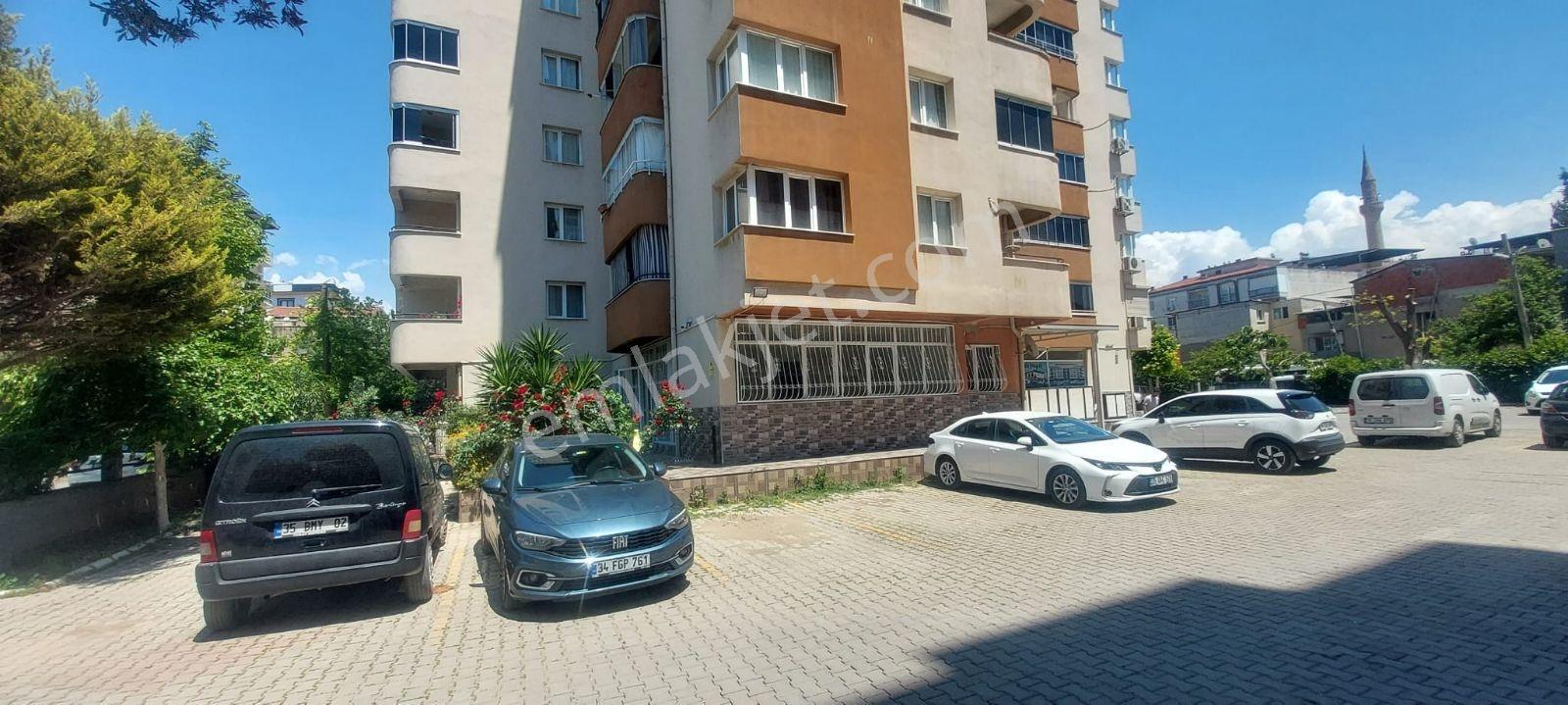 Buca Yenigün Mahallesinde Site İçinde Kiralık Dükkan - Görsel 18