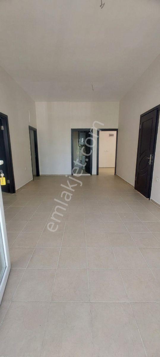 Buca Yenigün Mahallesinde Site İçinde Kiralık Dükkan - Görsel 15