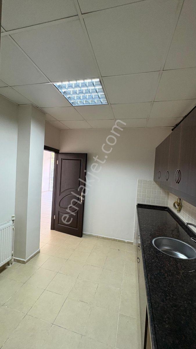 Buca Yenigün Mahallesinde Site İçinde Kiralık Dükkan - Görsel 12