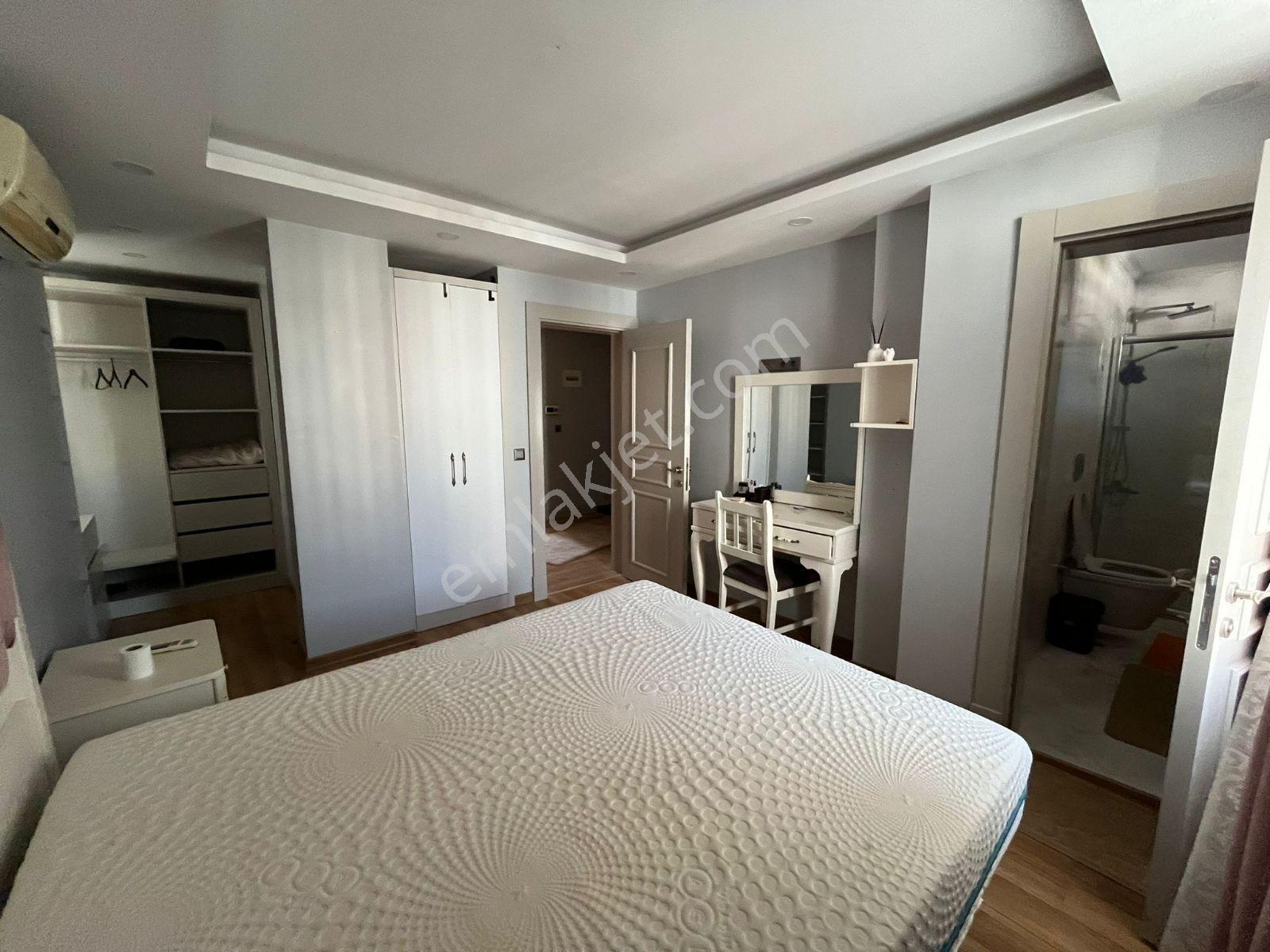 Balo Gayrimenkul'den Lara Turizm Yolu Üzeri Site İçi 6+2 Villa - Görsel 13