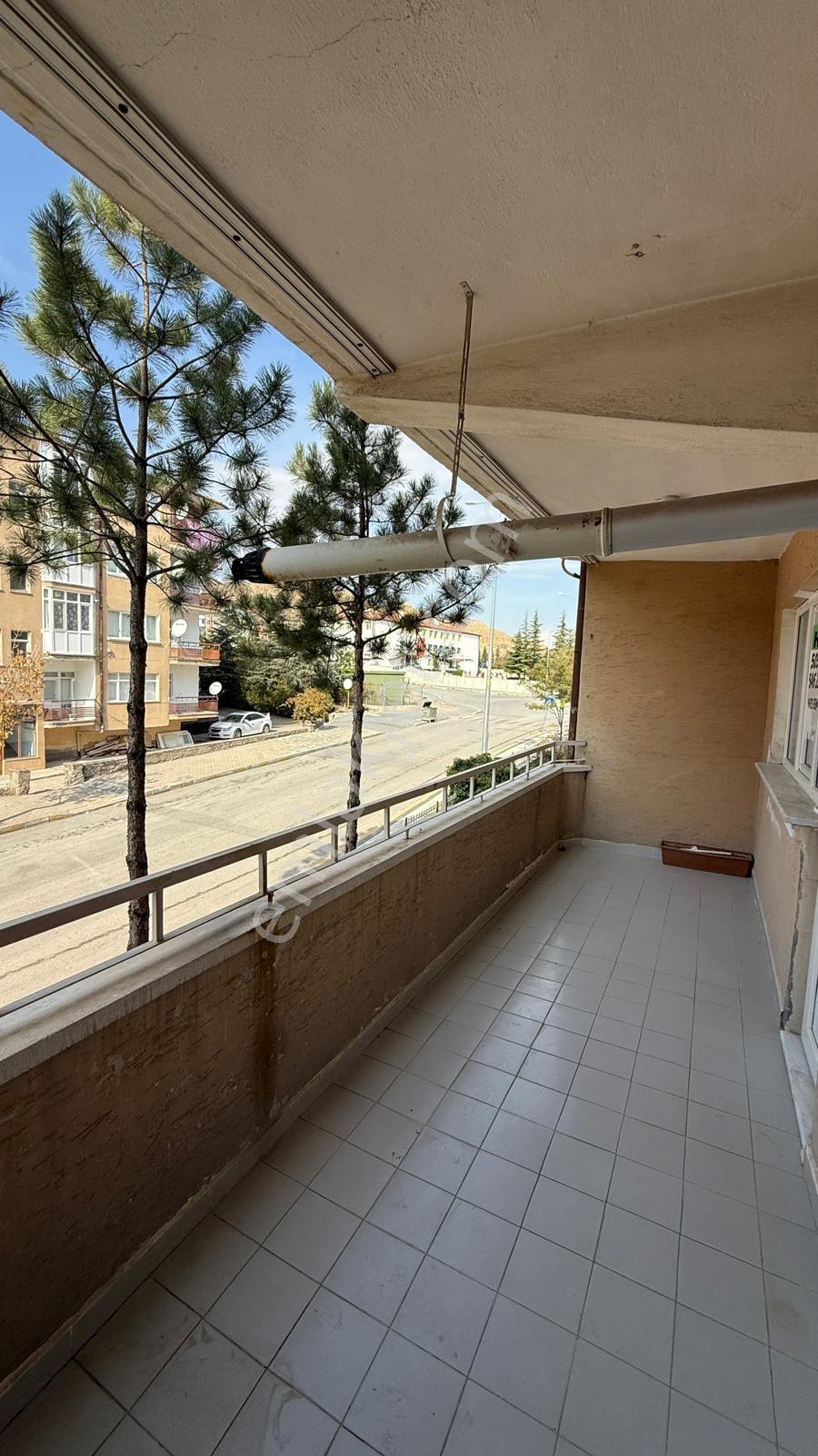 Mes Emlak'tan Diş Hastanesi Civarında 3+1 Kiralık Daire - Görsel 12