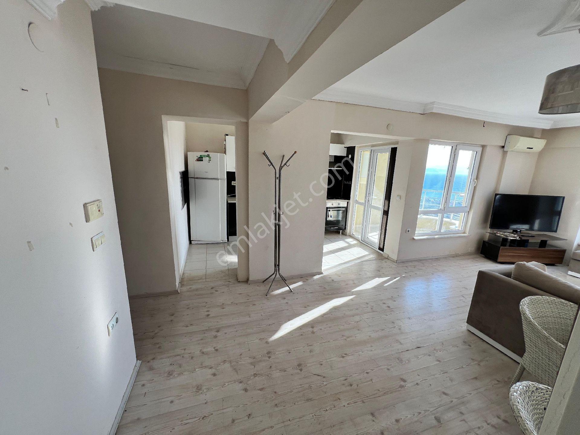 Eşsiz Deniz Manzaralı 2+1 Eşyalı Satılık Daire Uydukent Sitesinde - Görsel 6