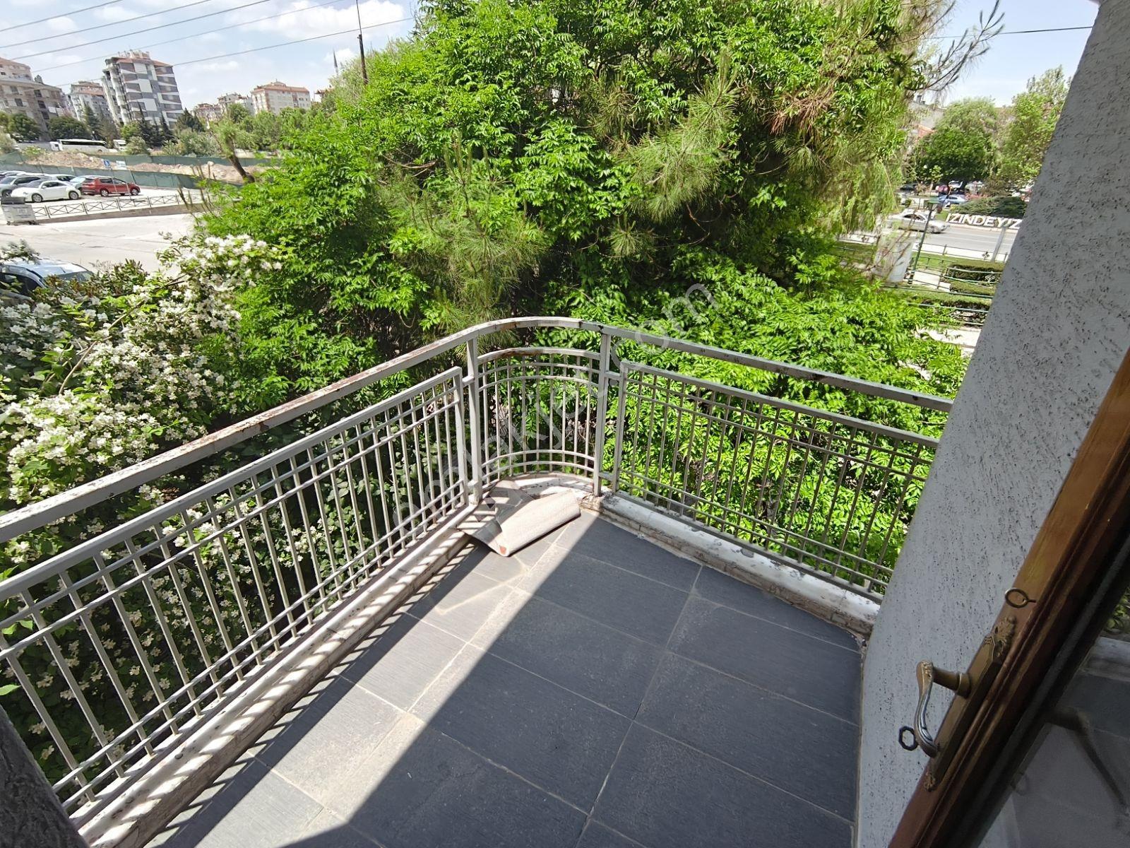 Rw Nest'ten Atatürk Bulvarı Mükemmel Konum Kiralık 3+1 Daire - Görsel 2