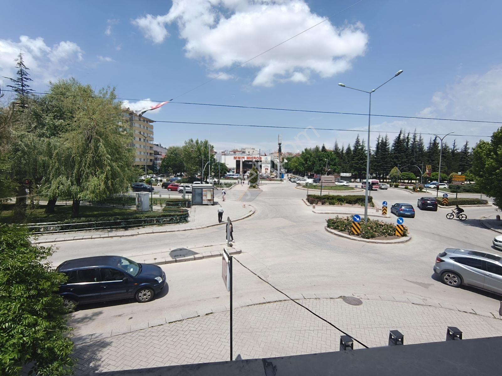 Rw Nest'ten Atatürk Bulvarı Mükemmel Konum Kiralık 3+1 Daire - Görsel 12