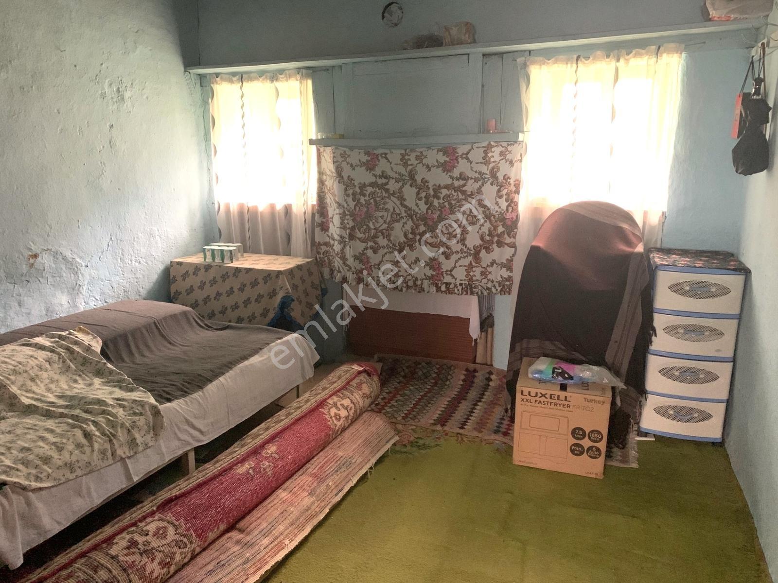 Dere Mh. 665m2 İmarlı Arsalı 5+2 İki Katlı Müstakil Ev - Görsel 19