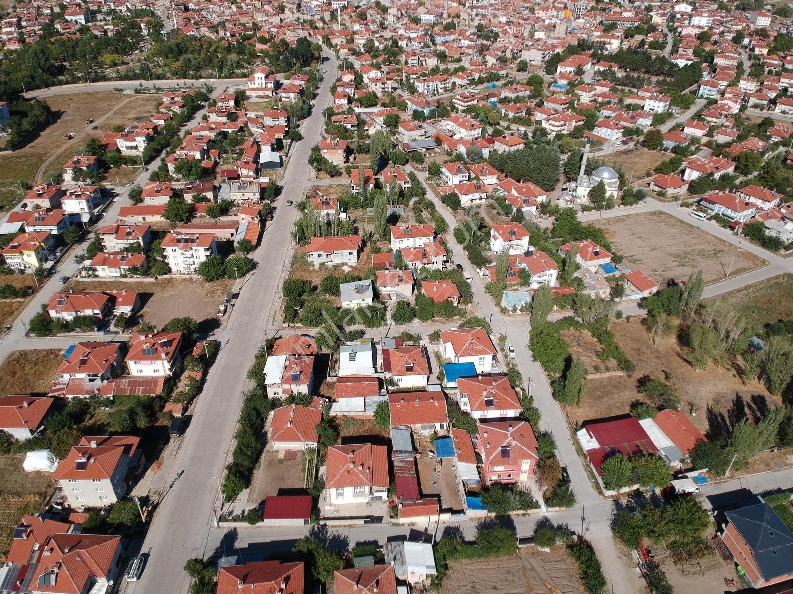 İlbey // Şuhut Merkez Zafer Mahallesinde Satılık Üç Adet Arsa - Görsel 18