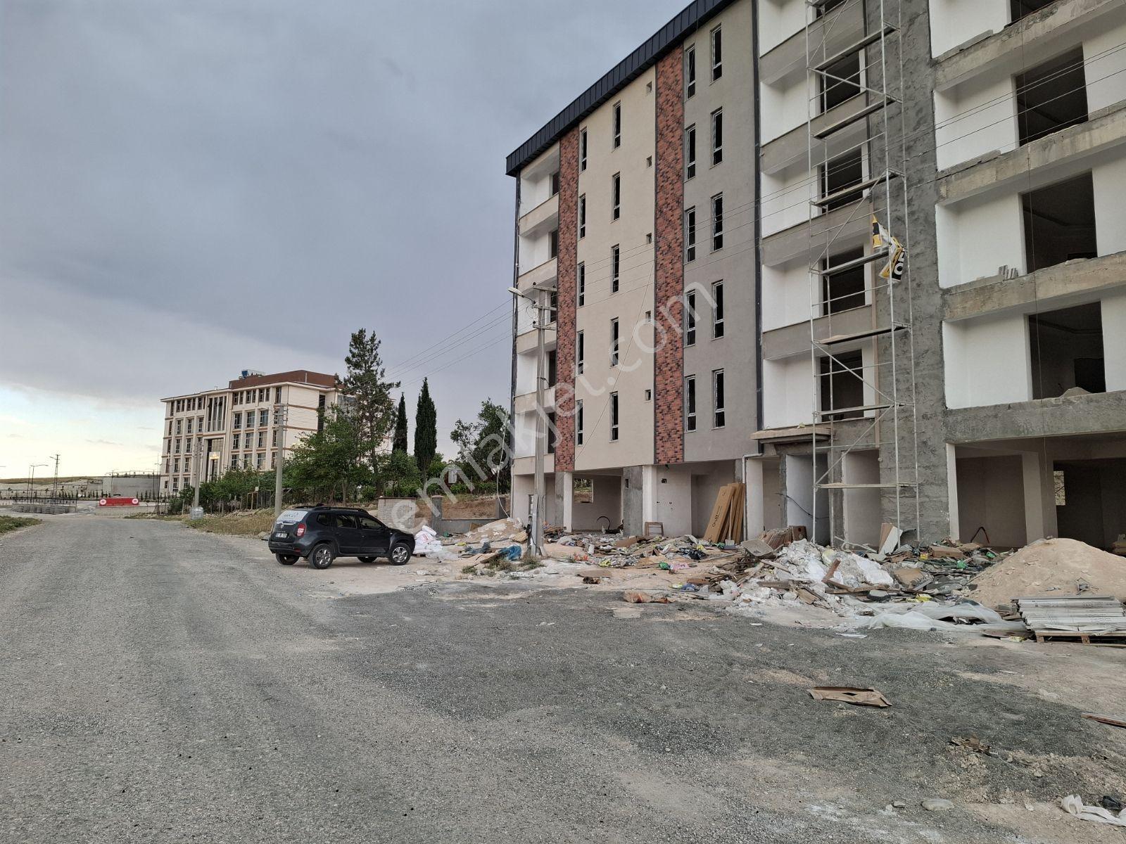 Hakev'den Yeni Adliye Yanında Satılık 1+1 Ofis