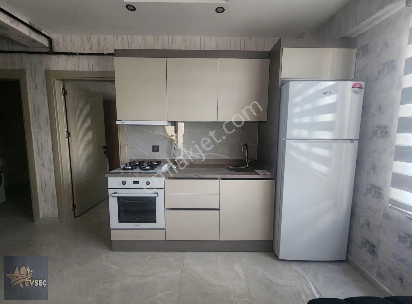 Rastgeldi Gayrimenkul'den Güllübağ Mah.1+1 Sıfır Eşyalı Kiralık Lüks Daire - Görsel 12