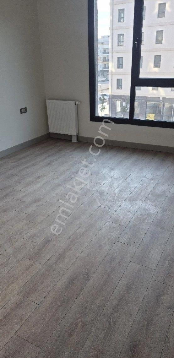 Cumhuriyet Caddesinde 2+1 Kiralık Daire - Görsel 7