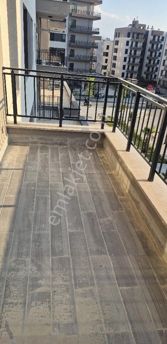 Cumhuriyet Caddesinde 2+1 Kiralık Daire - Görsel 12