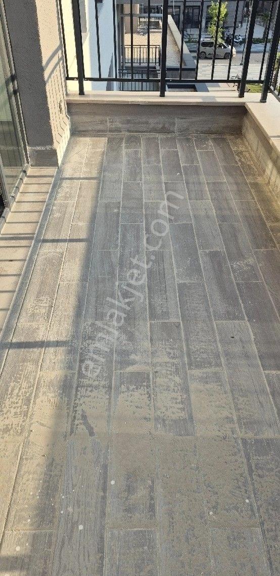 Cumhuriyet Caddesinde 2+1 Kiralık Daire - Görsel 8