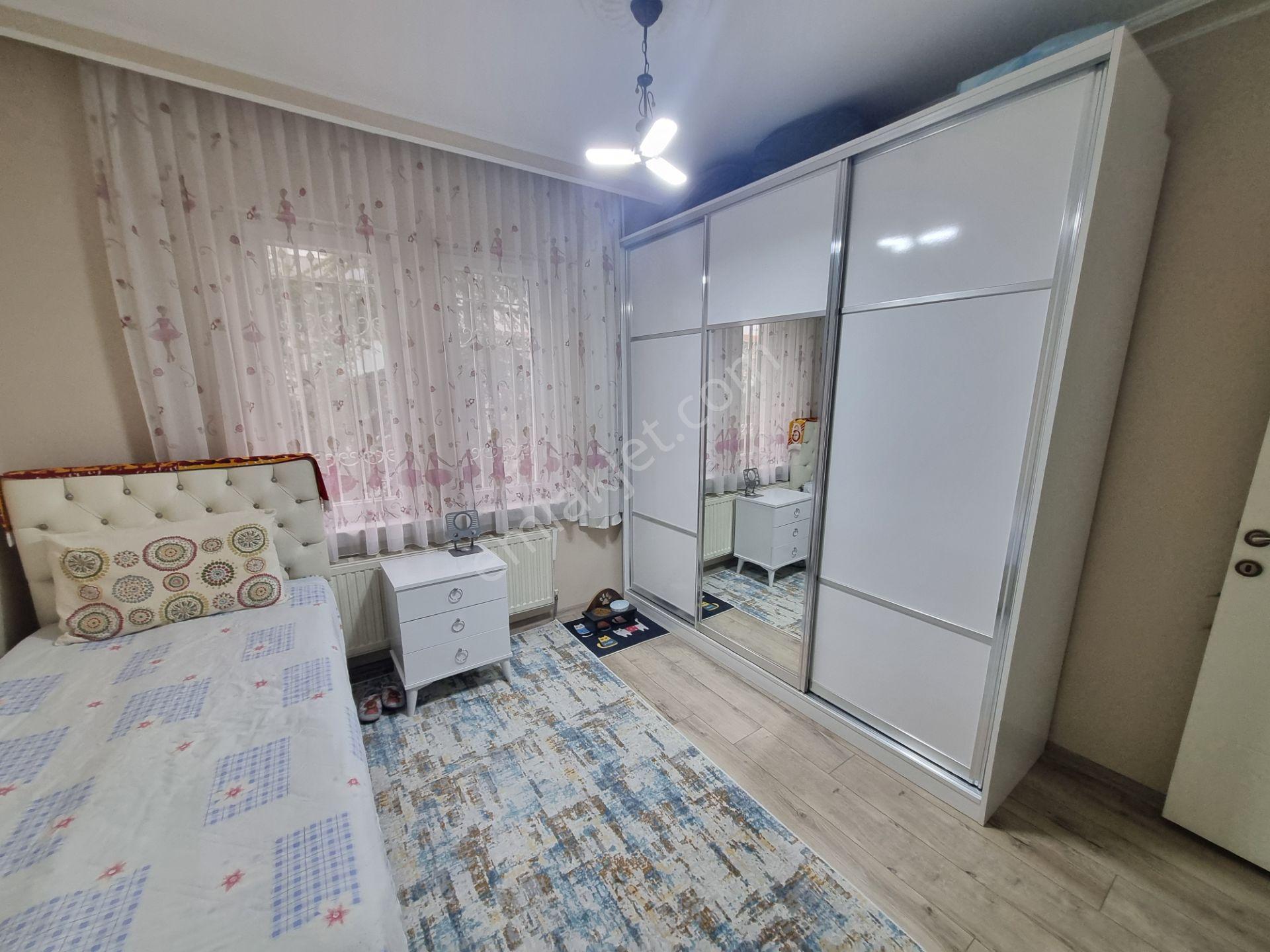 Metroya Yürüme Mesafesinde -lüks Yapılı -site İçi -satılık Daire - Görsel 21