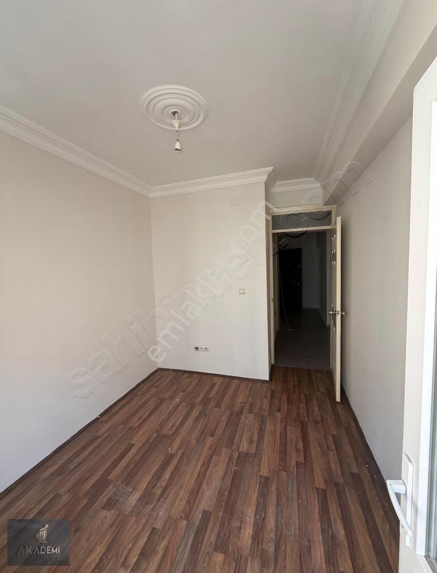 Akademi'den Aöf Arkası Ara Kat Ön Cephe Balkonlu Kiralık 1+1 - Görsel 11