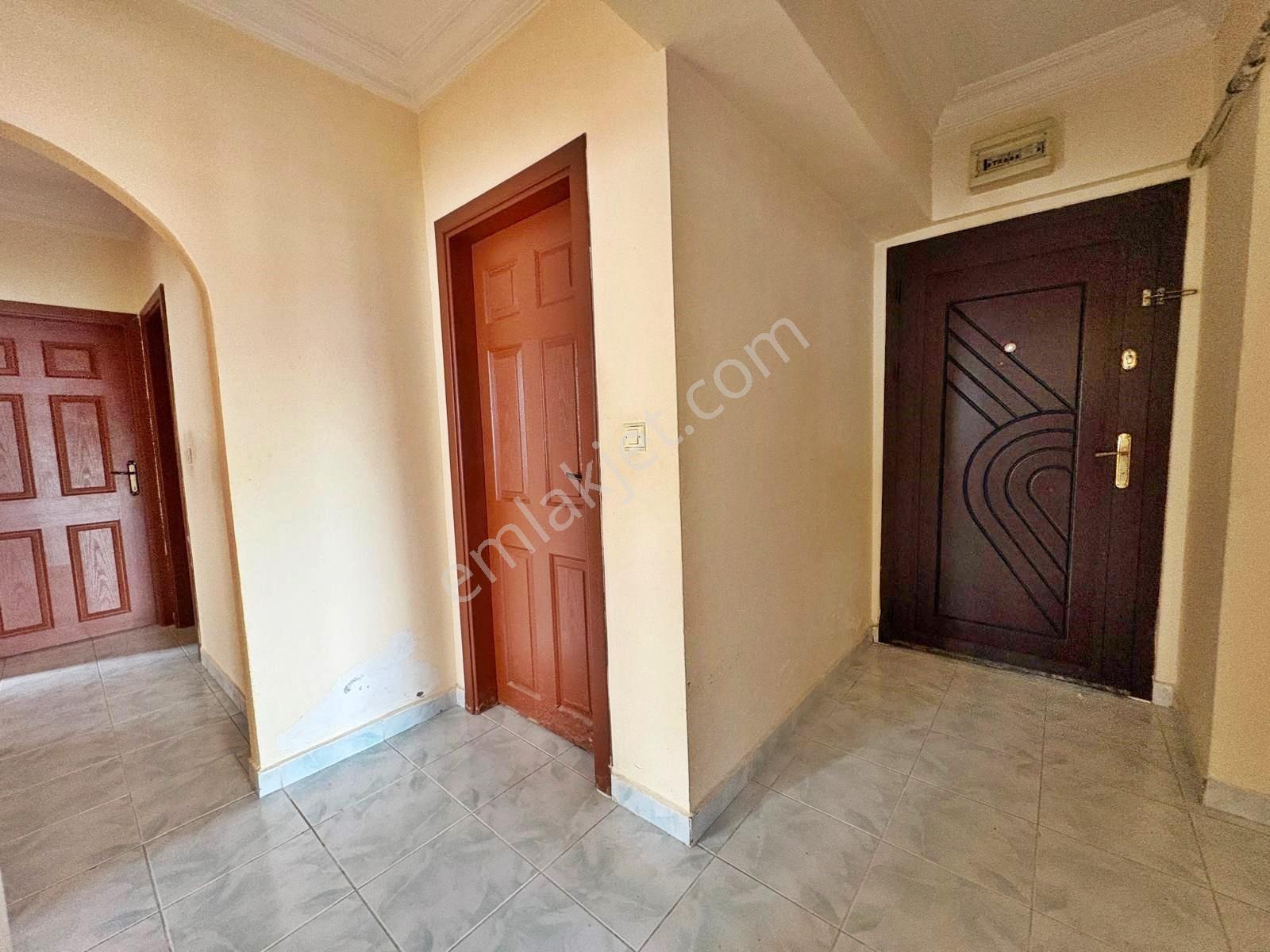 Piyade Mh'de Cadde Üzeri 3+1 Katta Ön Cephe Kiralık Daire - Görsel 9