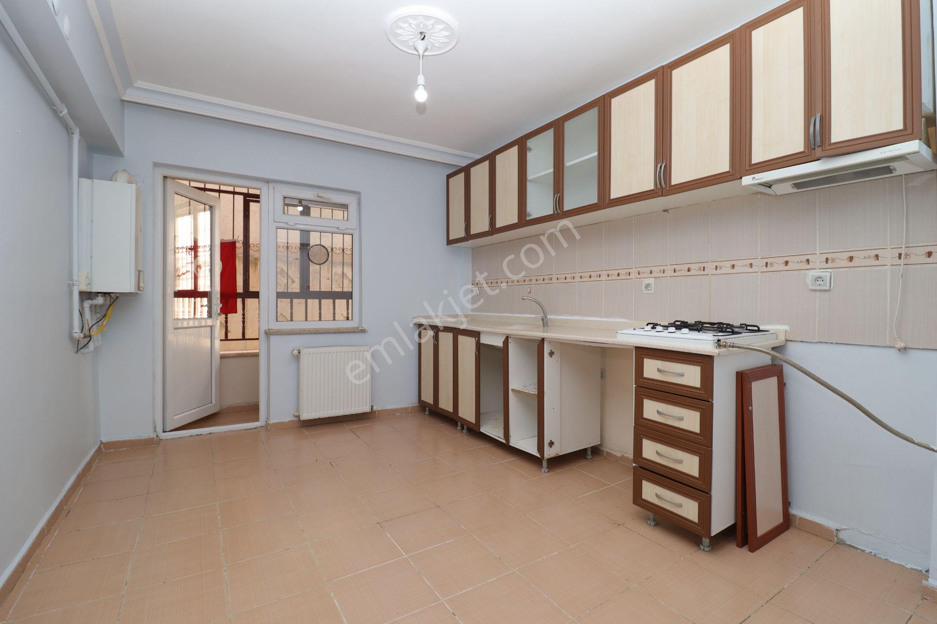 Akif'ten Topçu'da 3+1 G/d Cephe (tapuya İşli 80 M² Depolu) Satılık Daire - Görsel 4