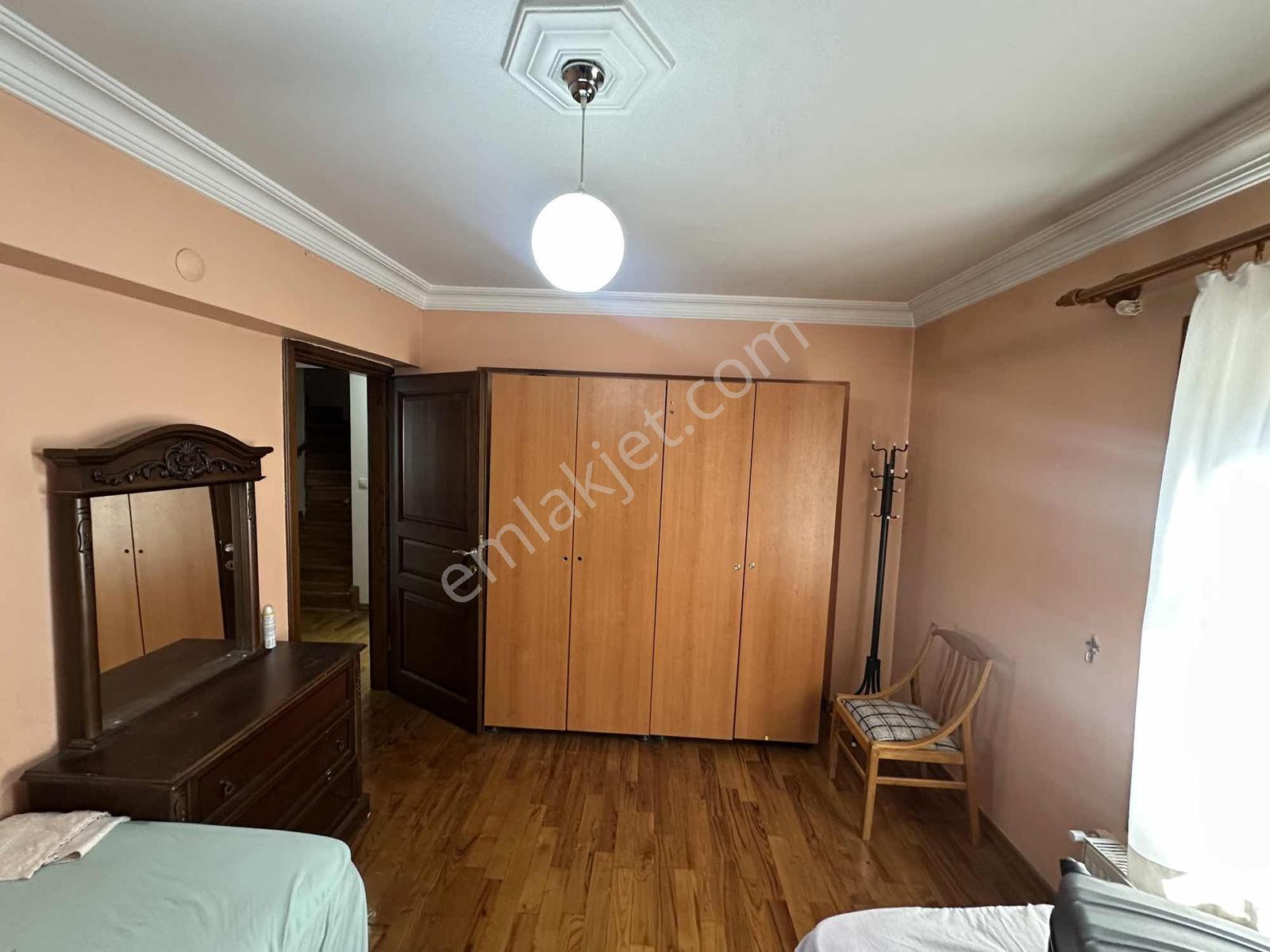 Truva'dan Muhteşem Lokasyon 7 + 2 Villa !!! - Görsel 24