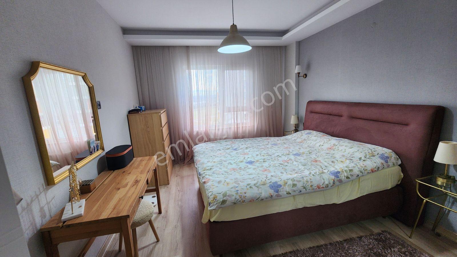 Törekent Mah. Kilerli Kapalı Mutfaklı 100m2 2+1 Satılık Daire - Görsel 4