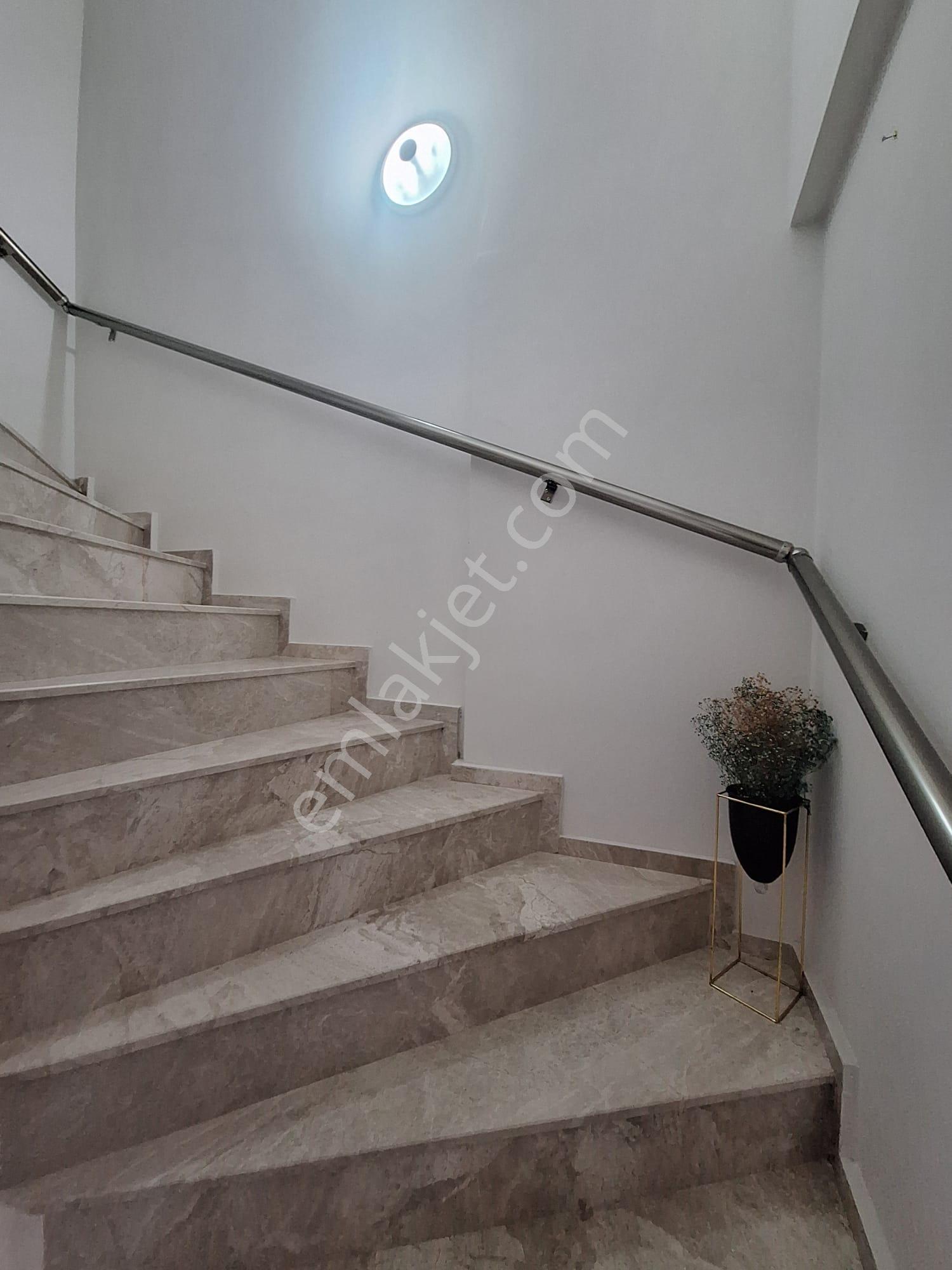 Foça Hacıveli De Eşyalı Kiralık Lüks Havuzlu Dubleks Villa - Görsel 14