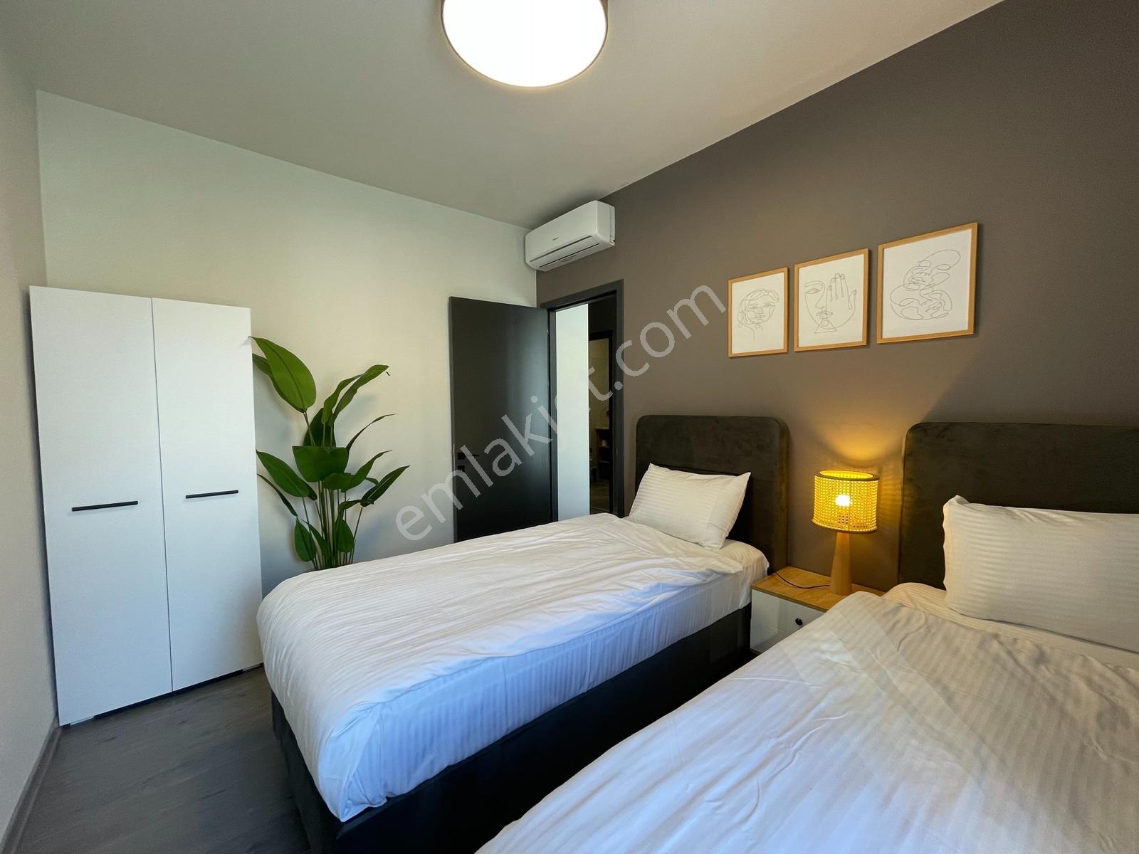 Vadistanbul Avm Yanında Aksmar Suit 3+1 Full Eşyalı Teraslı Lüks - Görsel 17