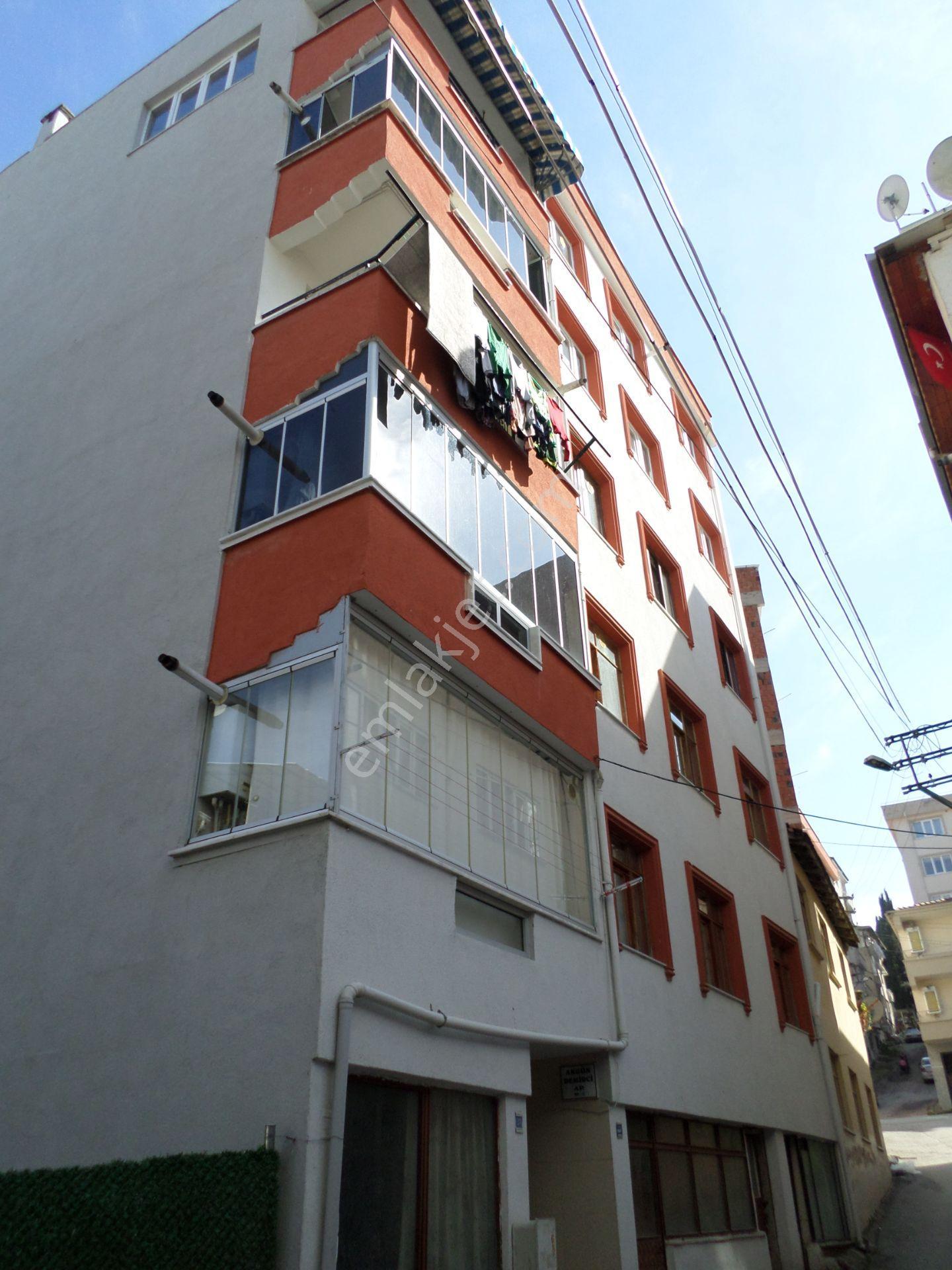 Mudanya Eğitim Mah.de Satılık Daire 5.kat Merkezde 2+1 Düzayak Geniş Ferah Daire