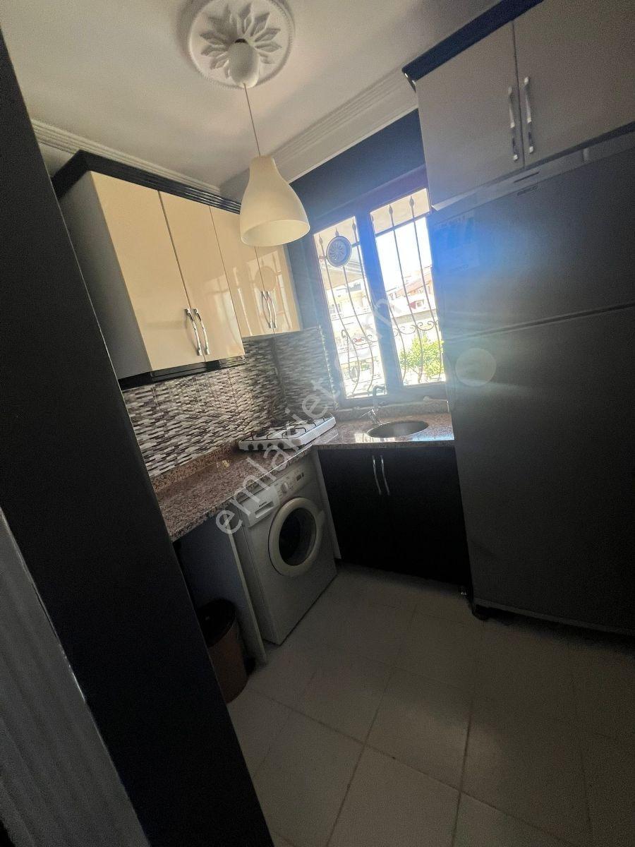 Eyüp Akşemsettın'de Eşyalı 1 + 1 Kapalı Mutfakta Kıralık Daıre - Görsel 28