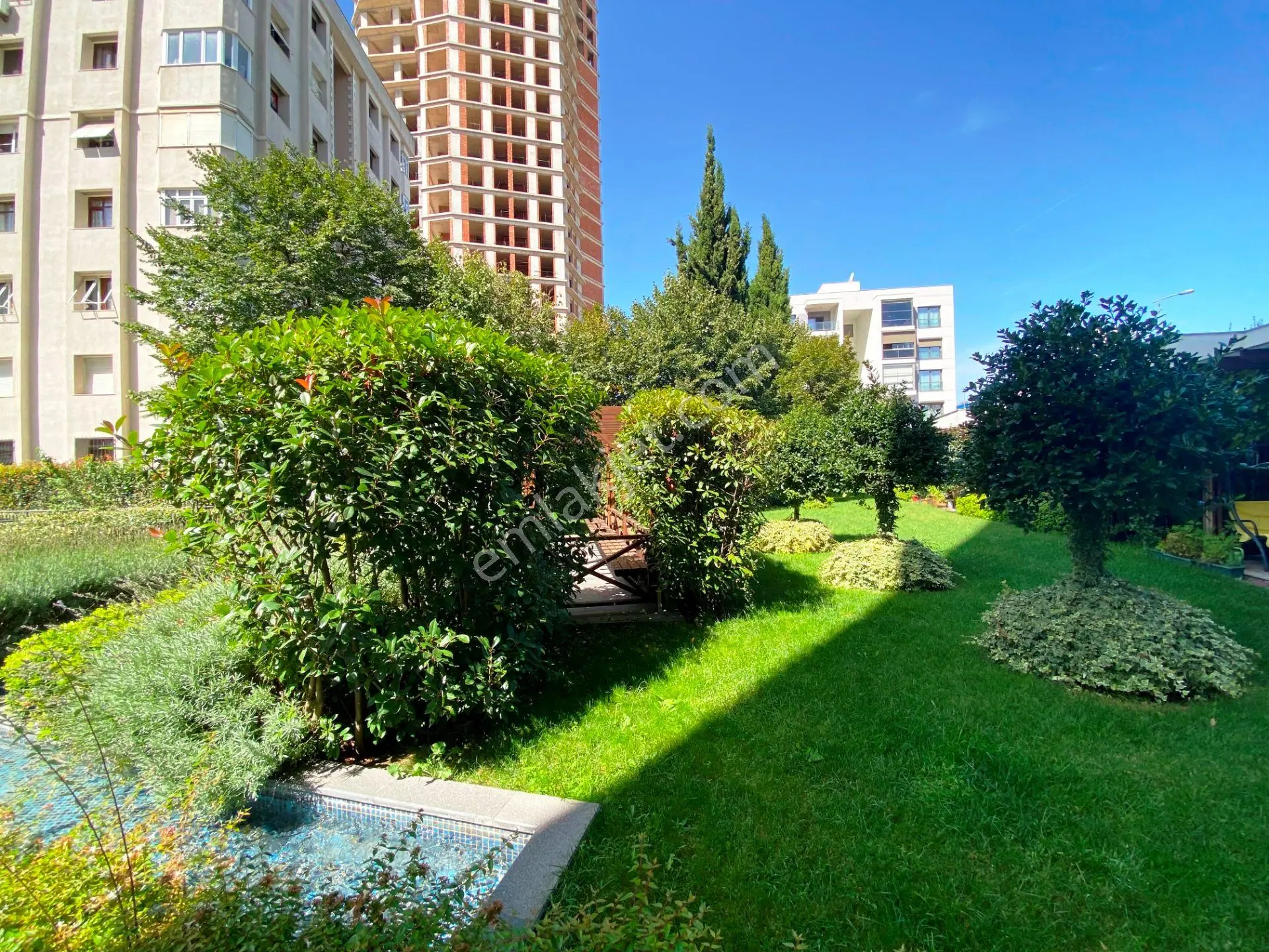 Sahil Mesa 223'de 2 Banyolu Balkonlu 2 Klimalı 163m2 Kiralık 3+1