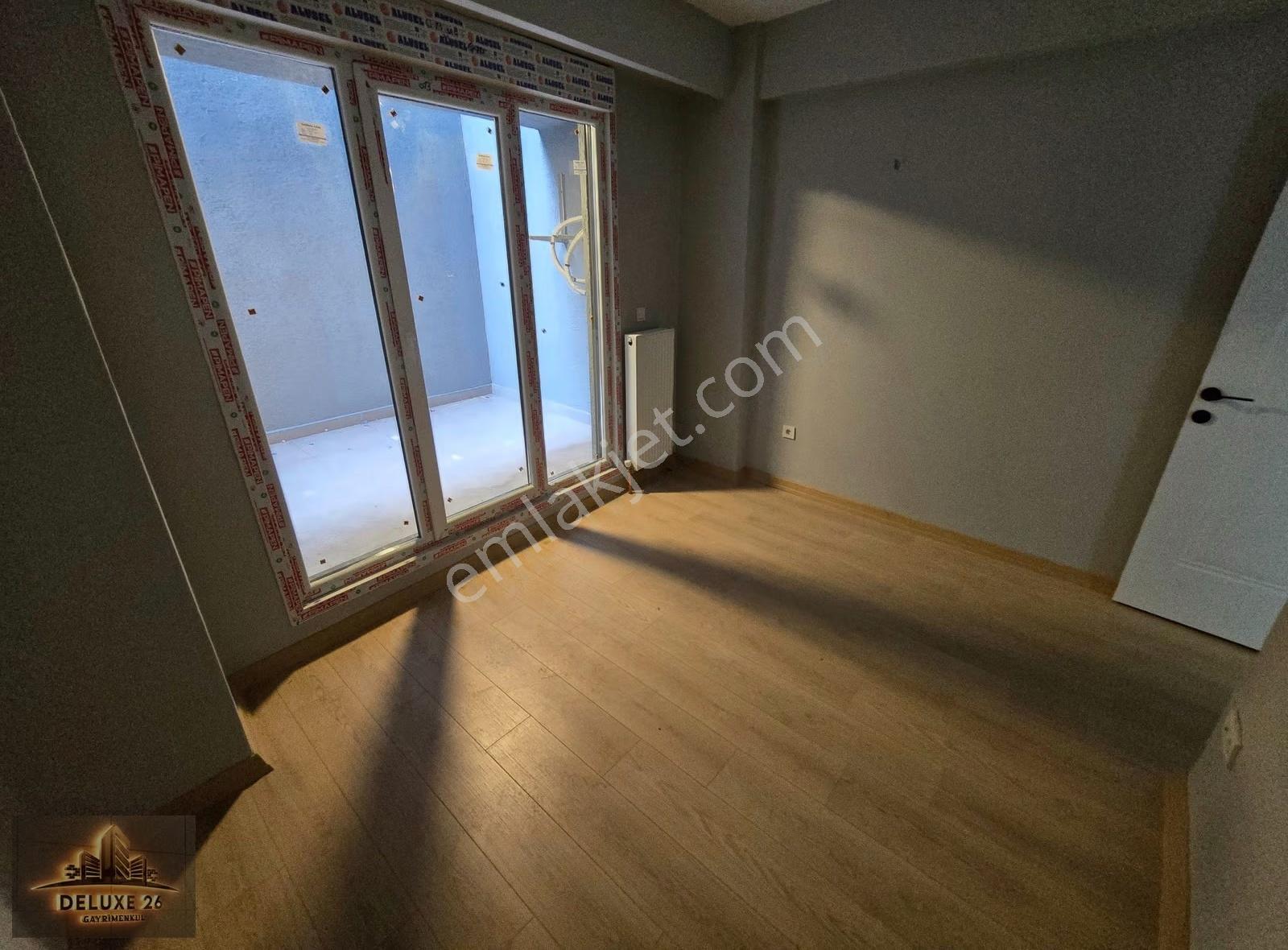 Deluxe 26 ' Dan Yeni Binada Asansörlü Balkonlu 1+1 60 M2 Daire - Görsel 11