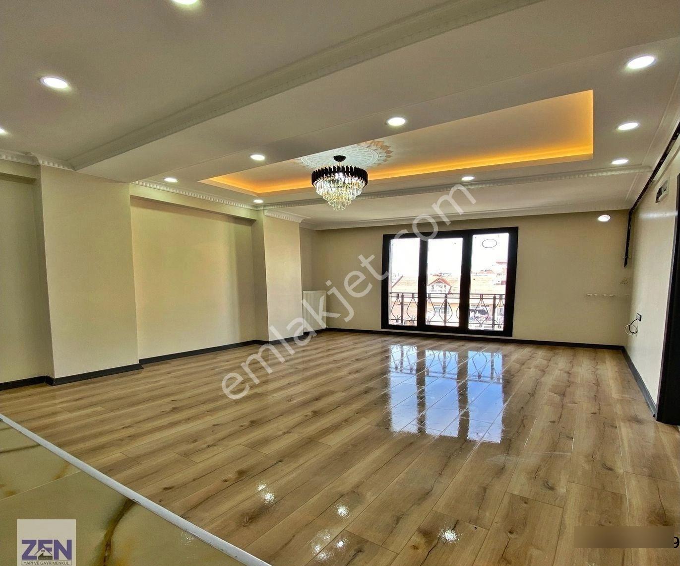 Site İçi Metrobüse Yakın 1+1 85m2 Dekorlu Acil Satılık Daire - Görsel 6
