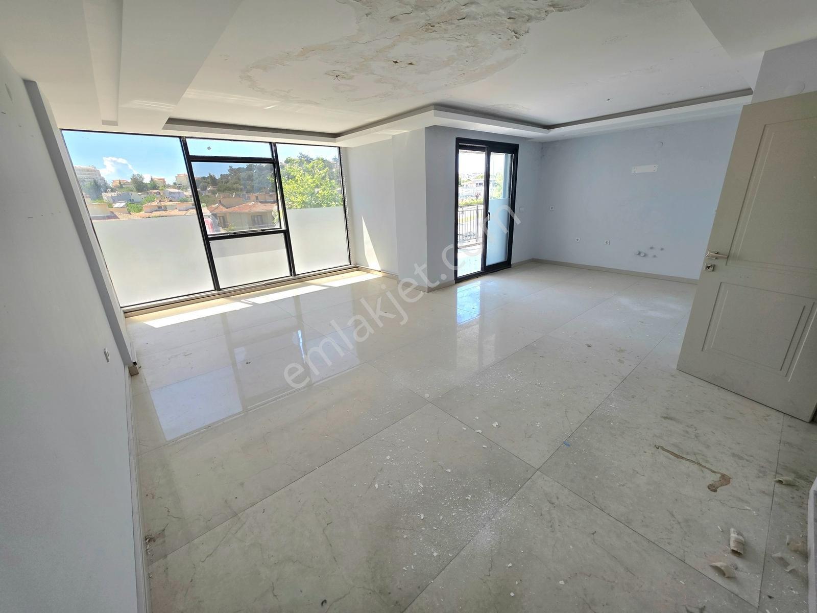 Kadınlar Denizinde Cadde Üstü Kiralık 3+1 İşyeri - Görsel 27