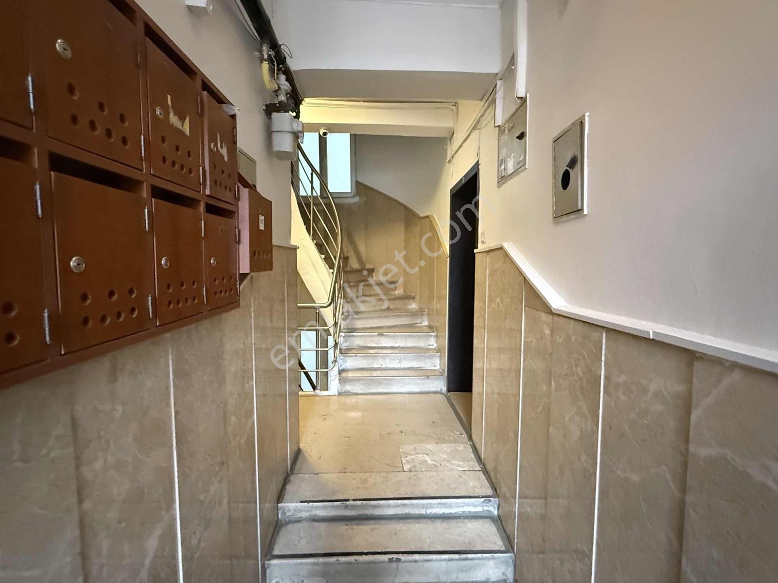Tunus Caddesinin Hareketli Yerinde Geniş Ve Temiz Kiralık Ofis - Görsel 26