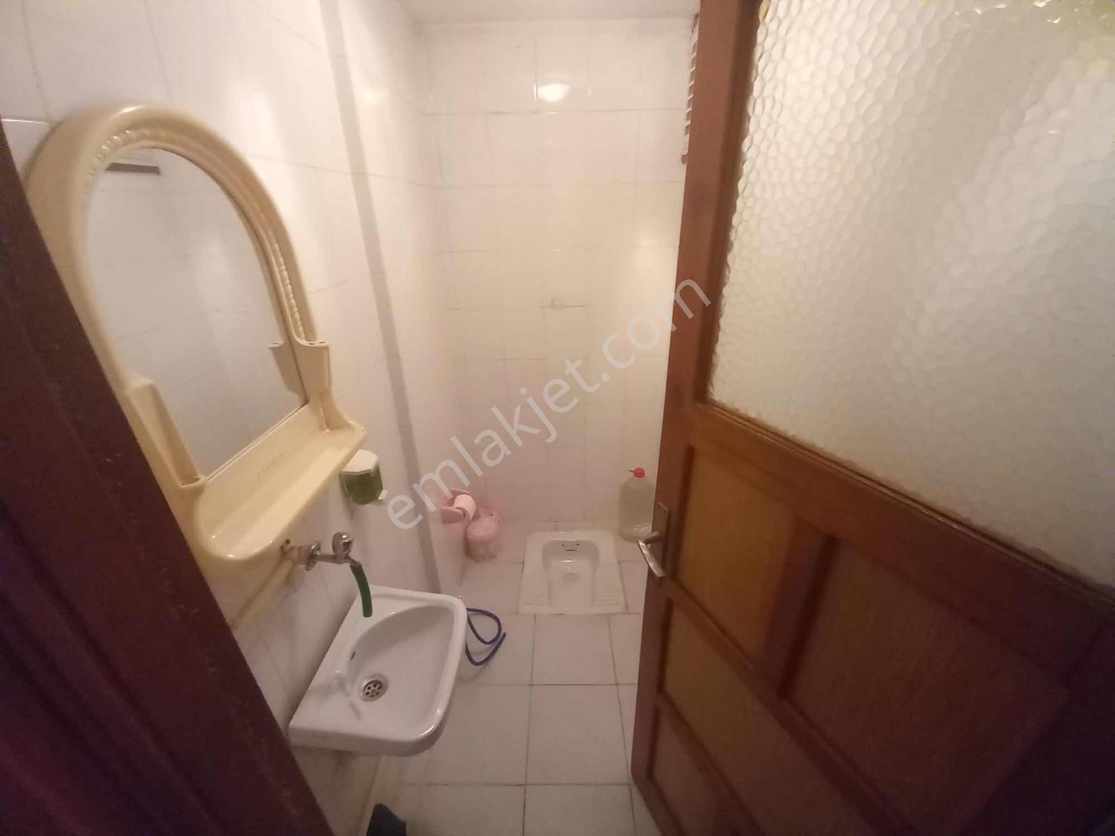 Güngören Merkez Mah. Asansörlü 3+1 130m2 Satılık Daire - Görsel 4