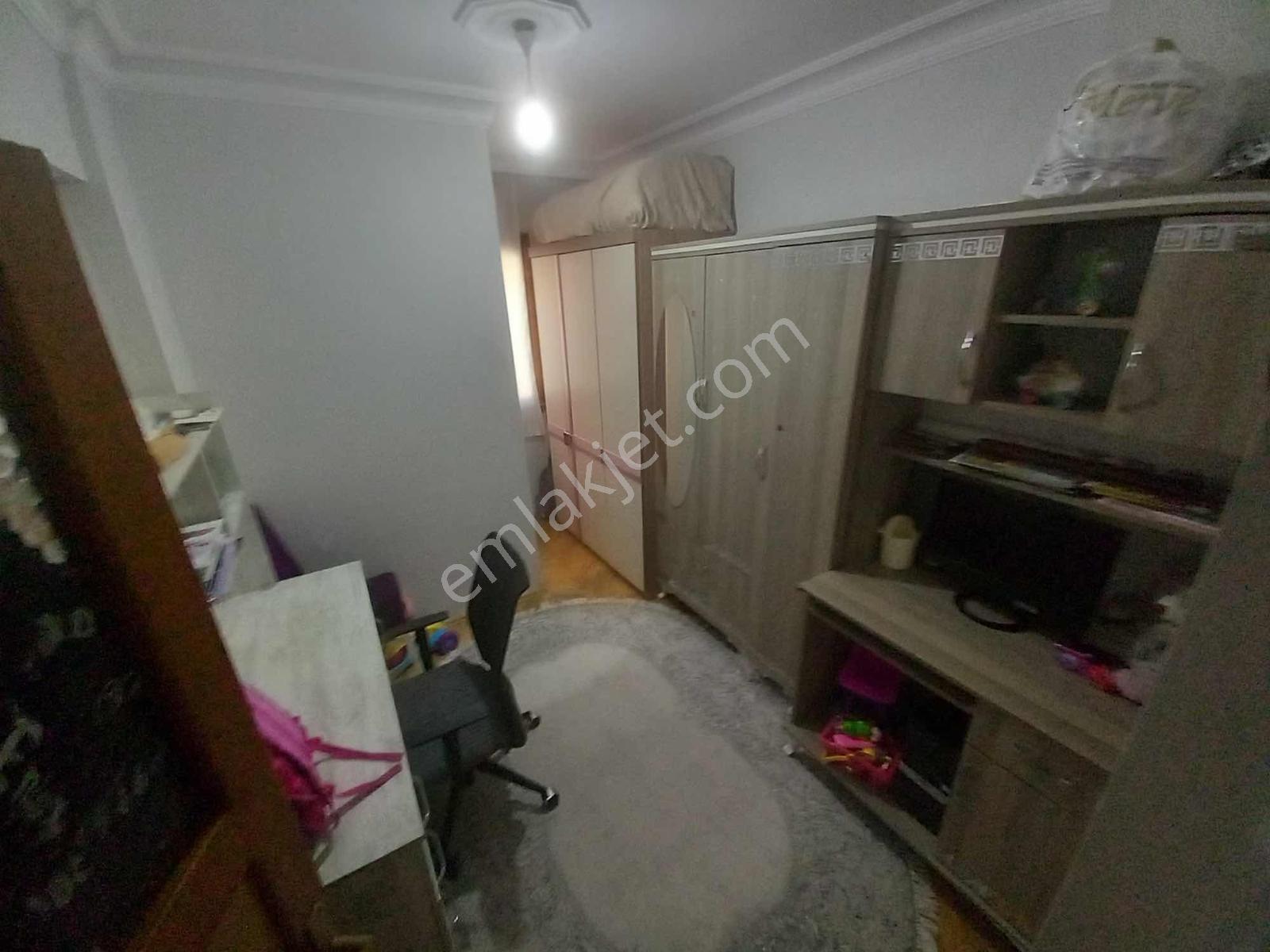 Güngören Merkez Mah. Asansörlü 3+1 130m2 Satılık Daire - Görsel 17