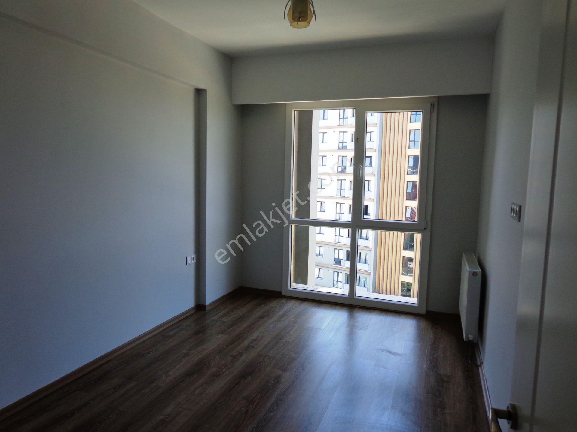 City Hill Sancaktepe 90m2 Balkonlu Ankastreli 7.kat Kiralık 2+1 - Görsel 10