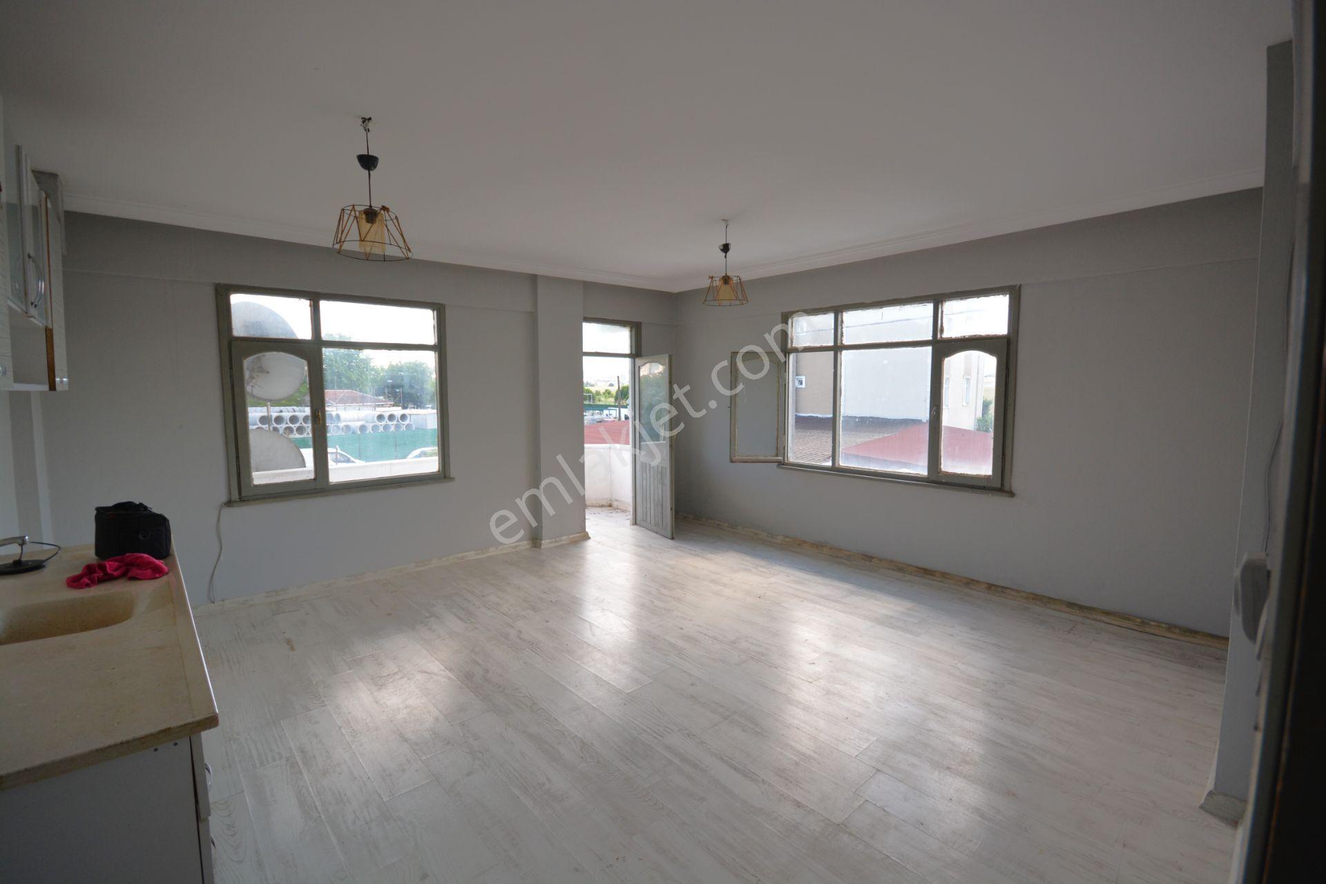 Kiralık 1+1 Bekara Uygun Merkezi Konumda Daire